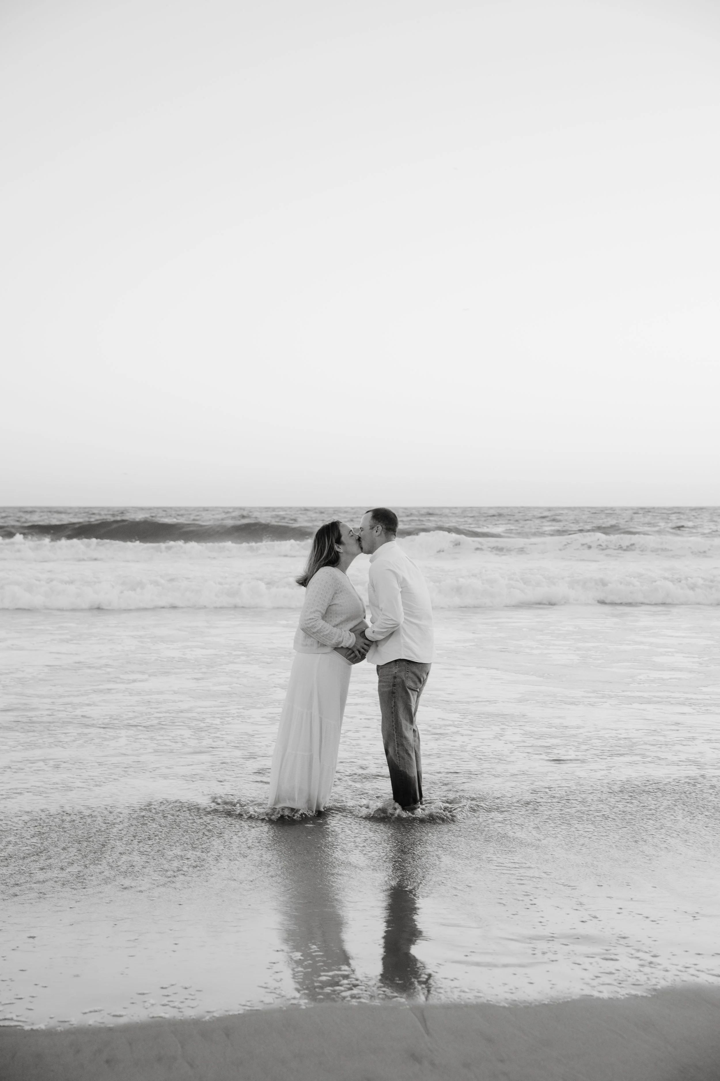 2026-7 Annie and Simon Maternity Manhattan Beach Full-244.jpg