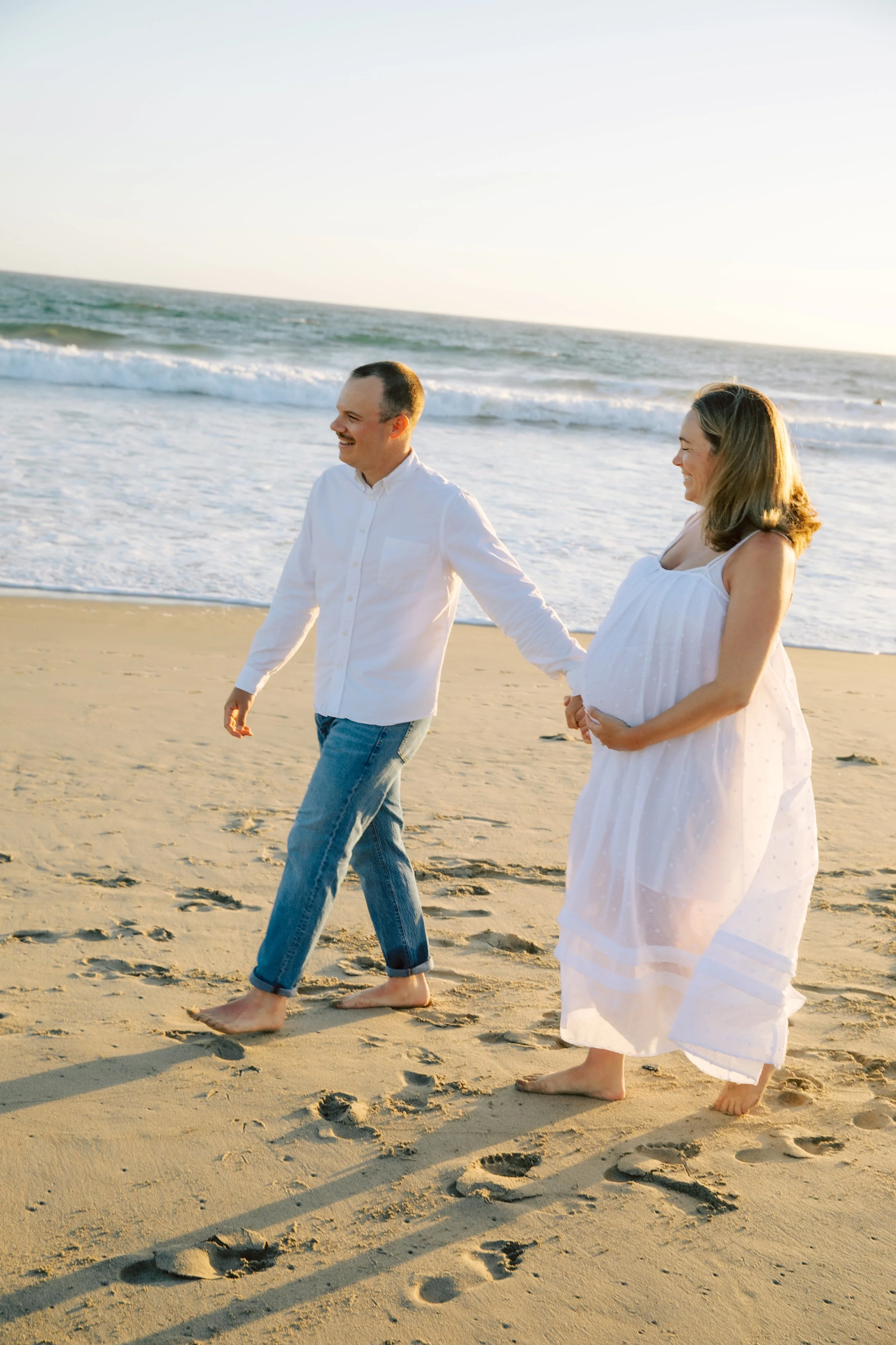 2026-7 Annie and Simon Maternity Manhattan Beach Full-12.jpg