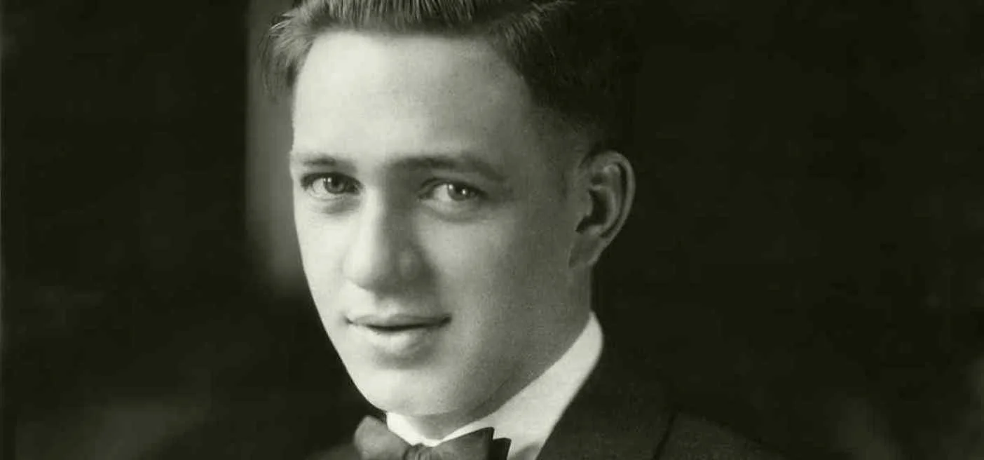 Cliff Hoene:  The Singing Drummer