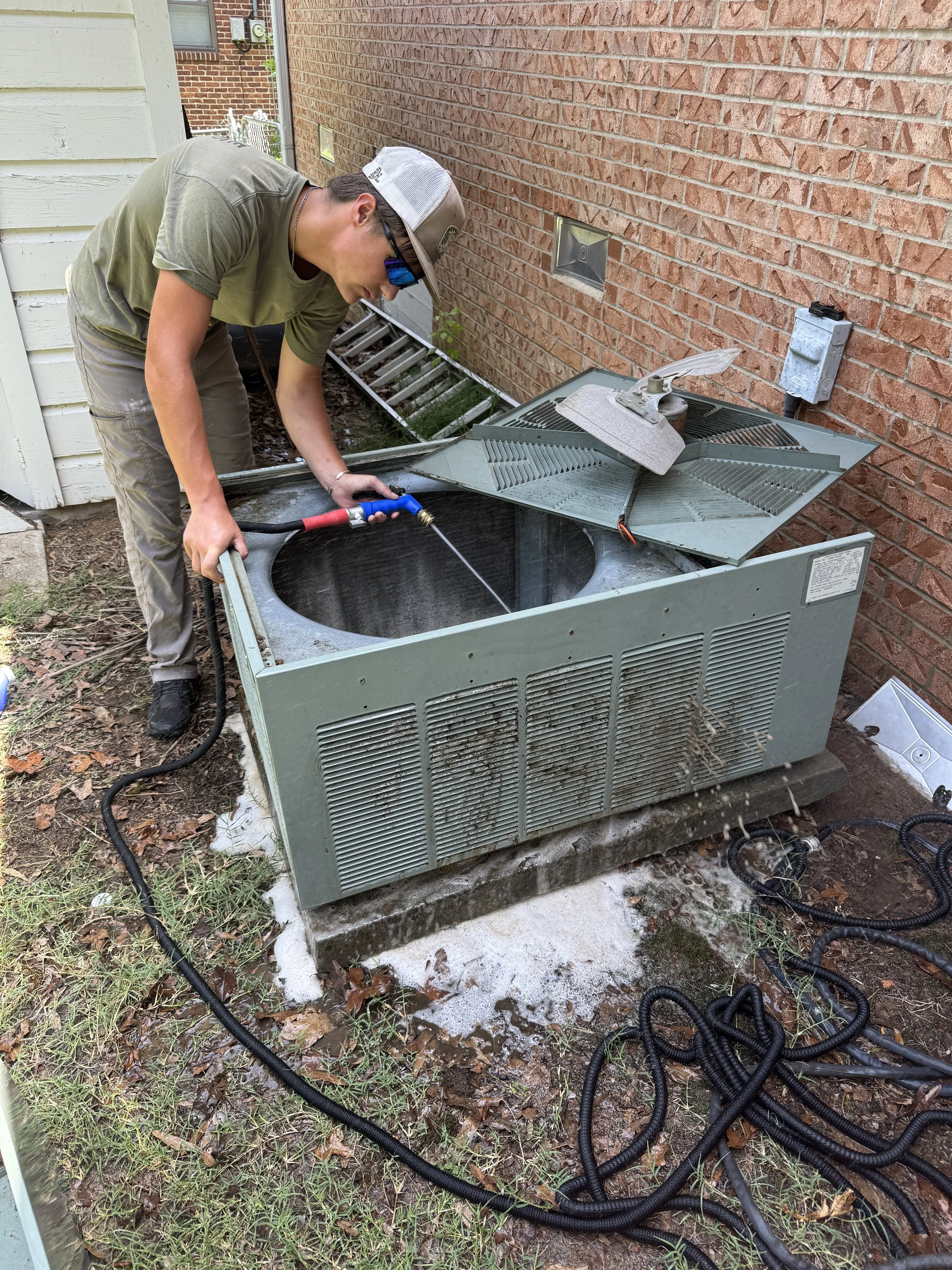 AC Running Nonstop in Fort Smith, AR? Here’s What It’s Telling You