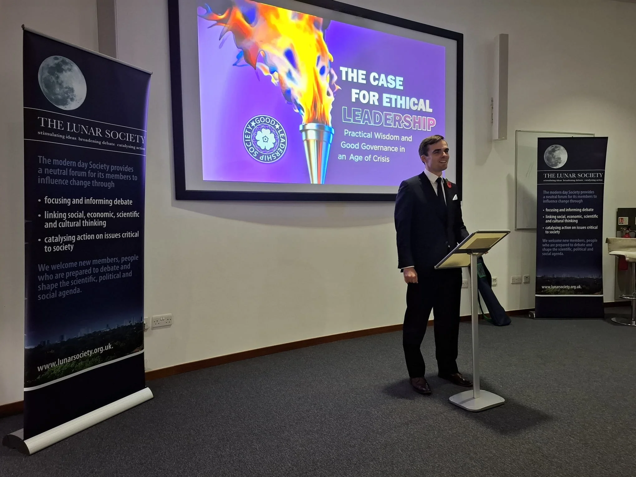 WhatsApp Image 2025-11-11 at 09.14.27 (2).jpeg