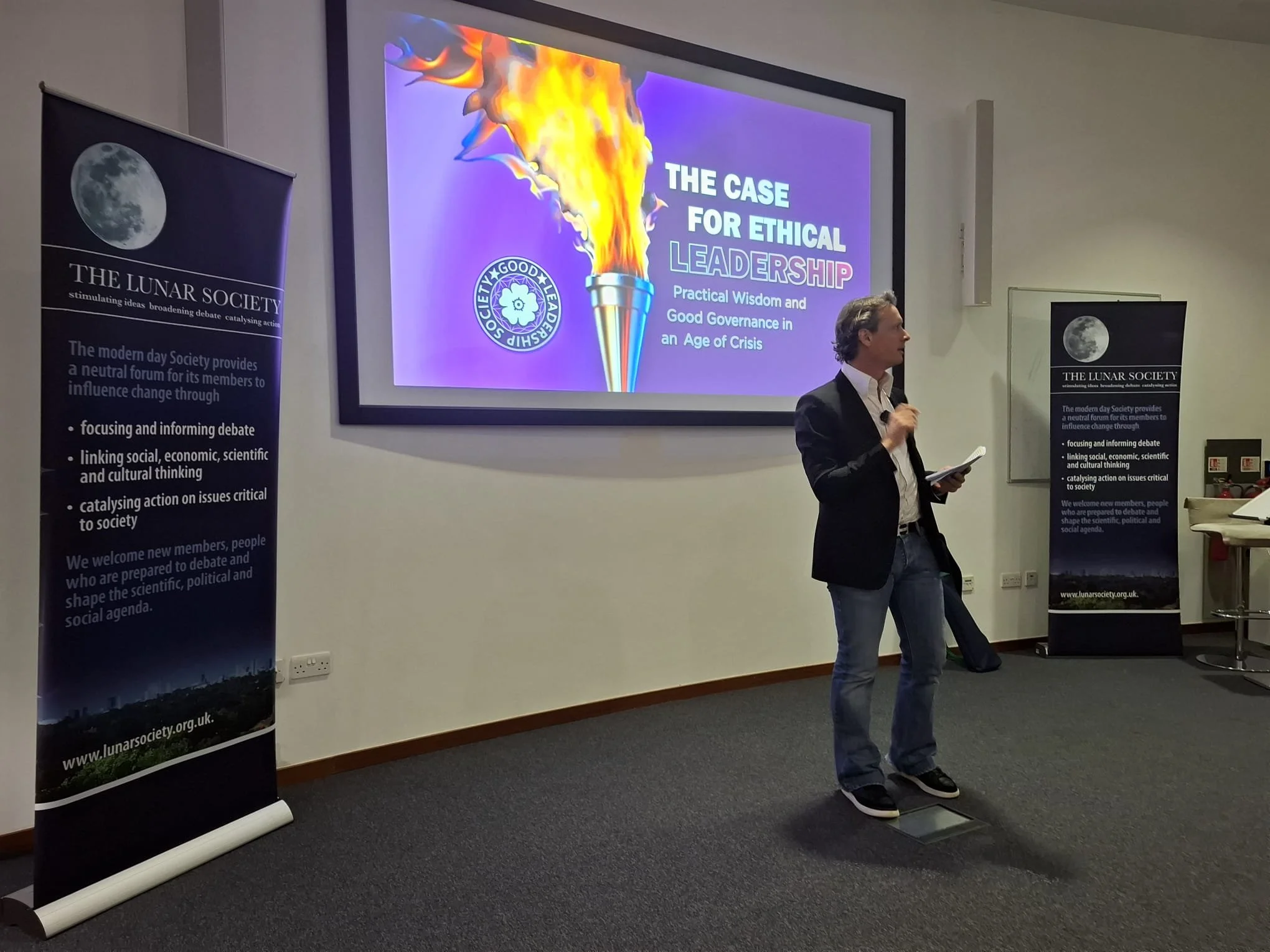 WhatsApp Image 2025-11-11 at 09.14.27.jpeg