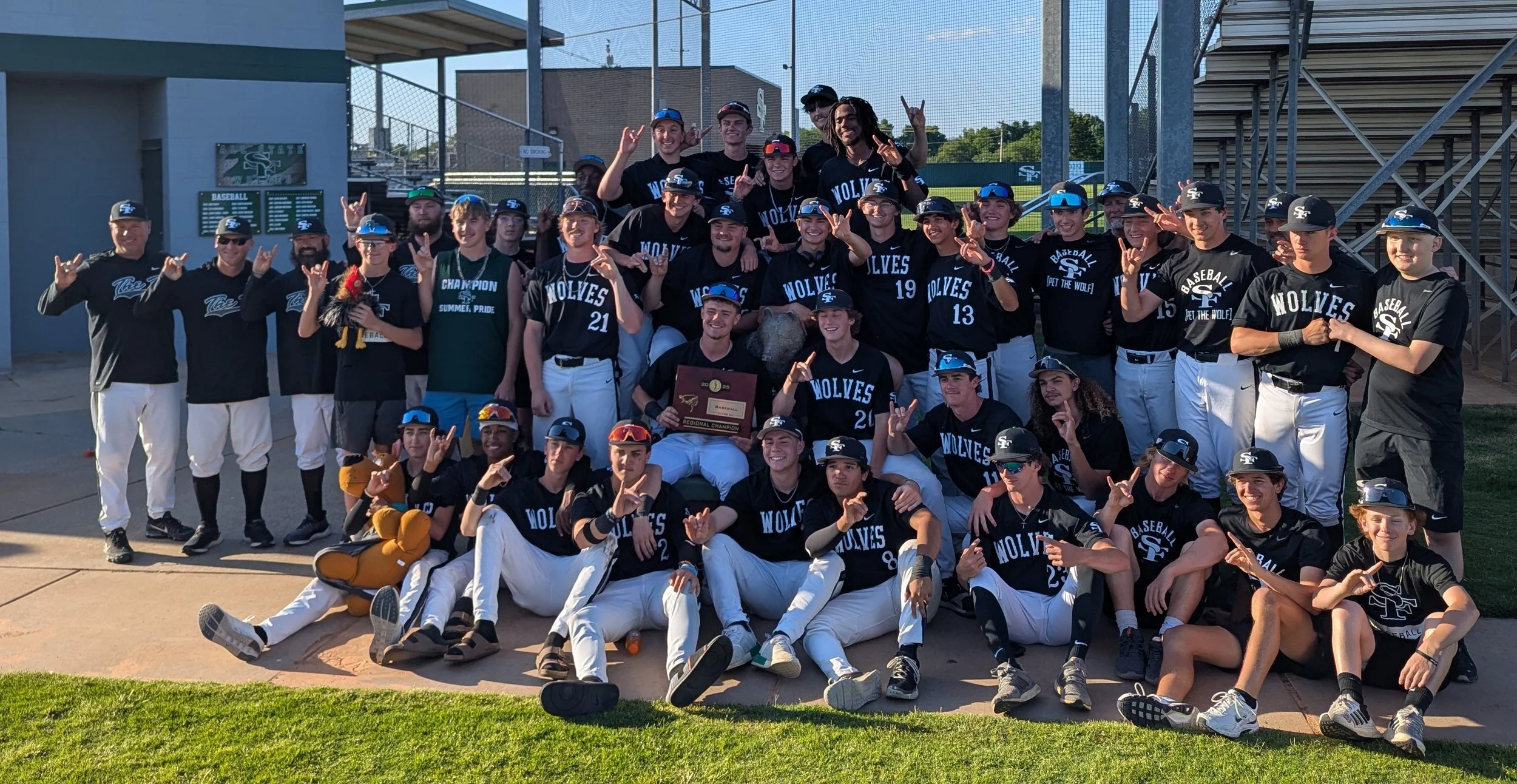 Savion_Regional Champions.jpg