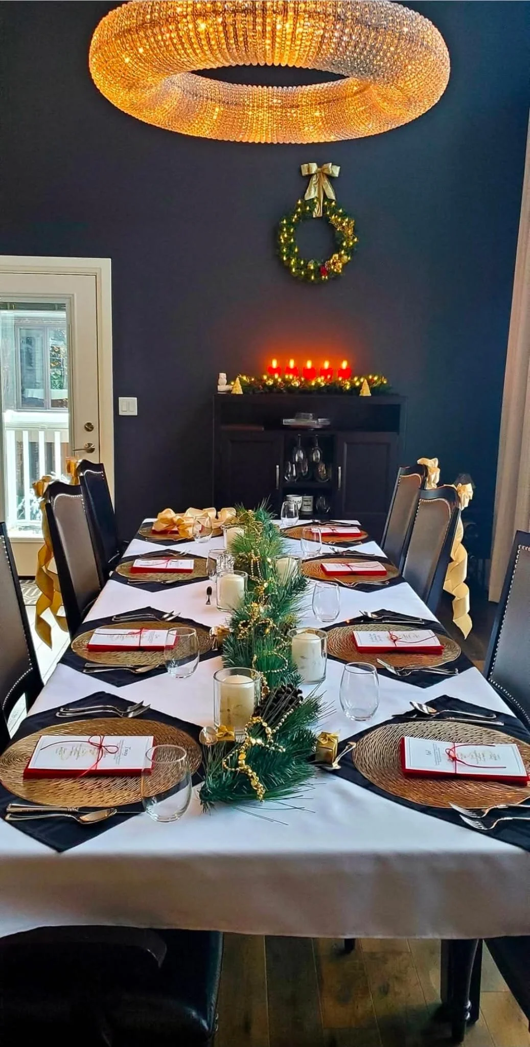 Hardie dinner table.jpg