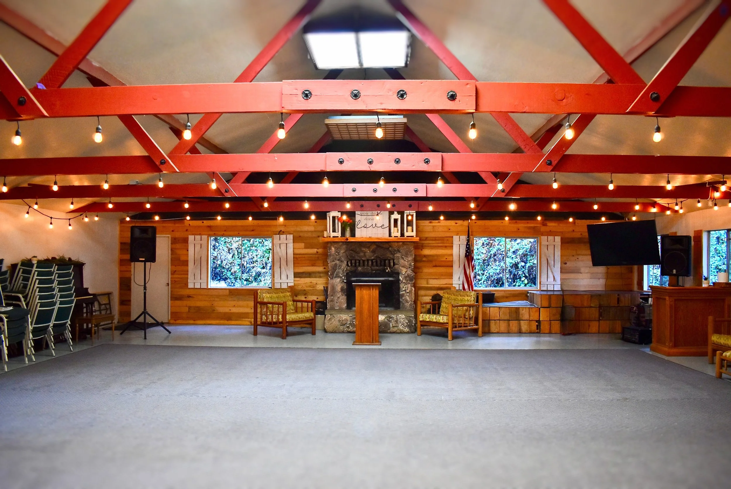 Oak Lodge 2.jpg