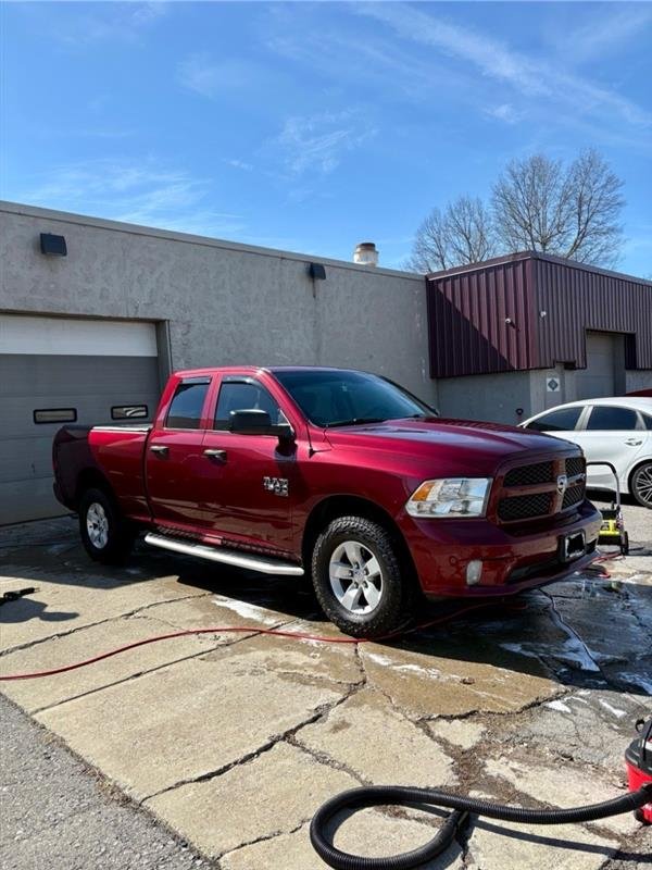 red ram trk Ext.jpg