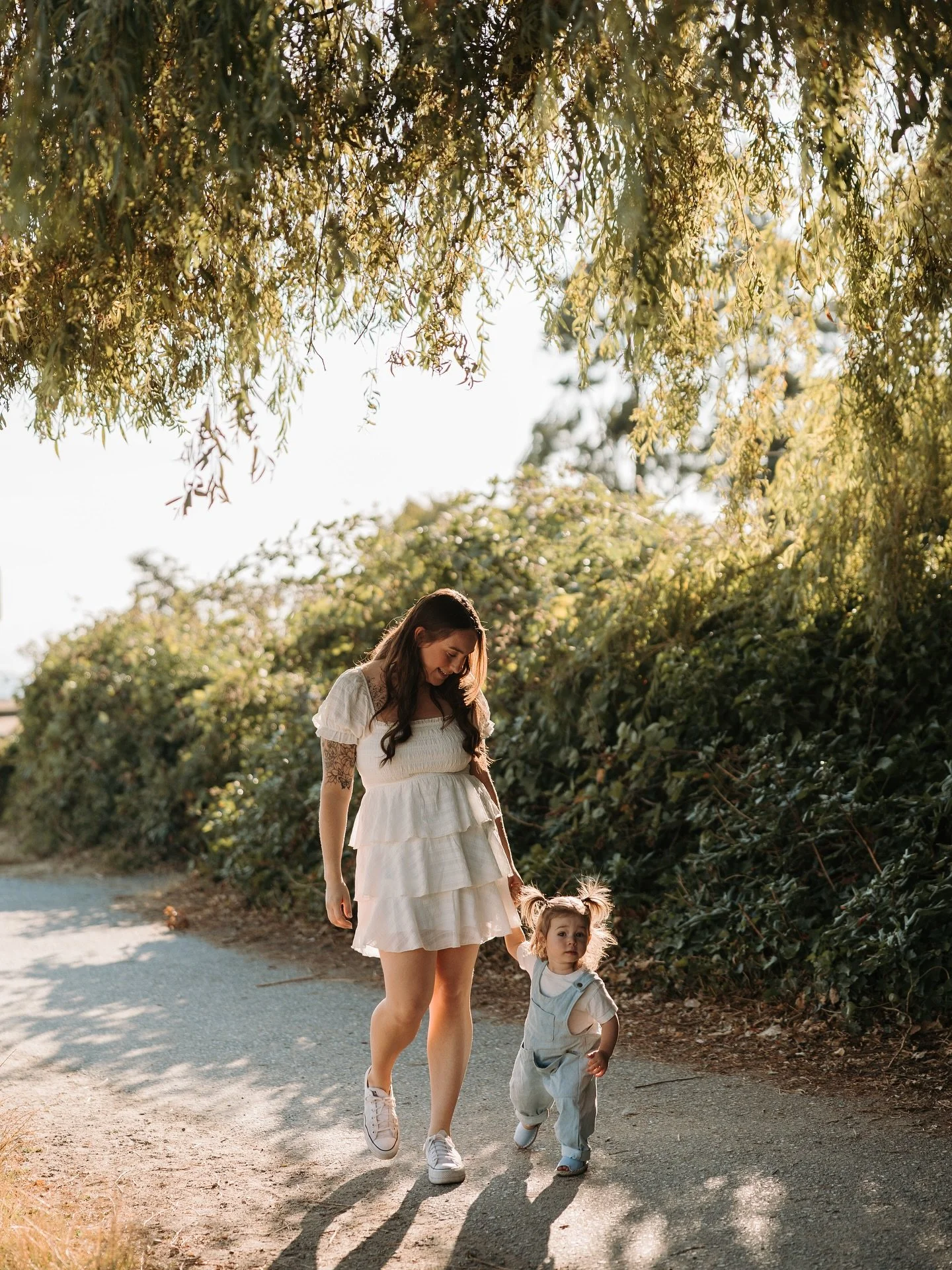 My little girl turned two last weekend, and it hit me how few family photos we&rsquo;ve taken over the past couple of years. As a mama, I&rsquo;m usually caught up in the moment (and in work!) and forget to slow down and capture these memories before