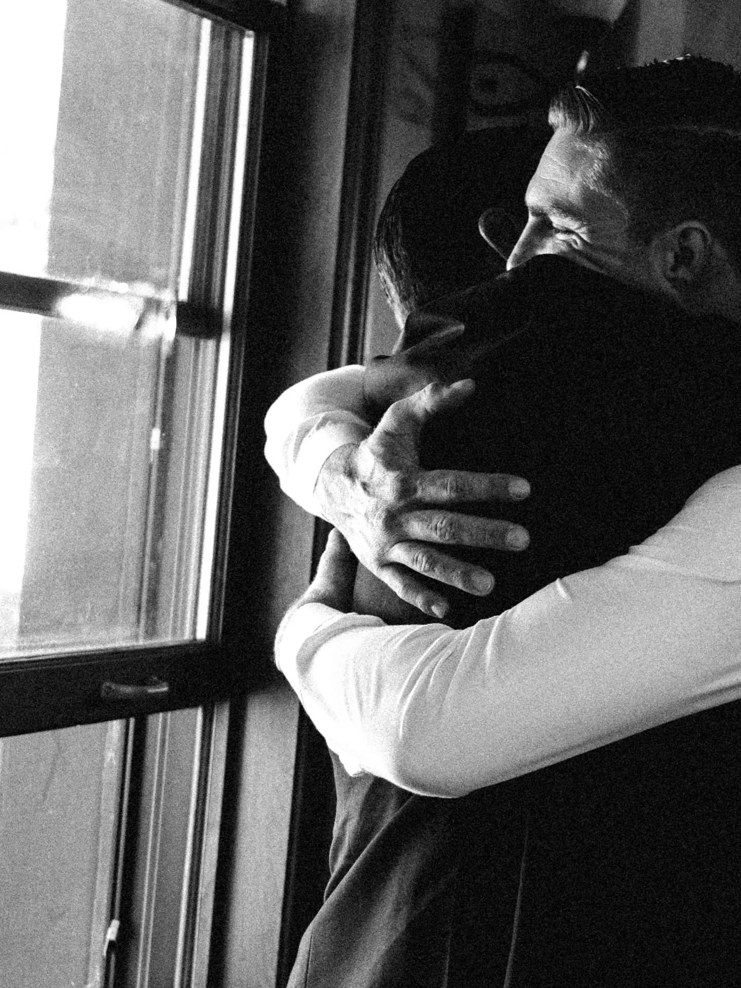 a moment for dads, black and white weddings, and the boys🫡