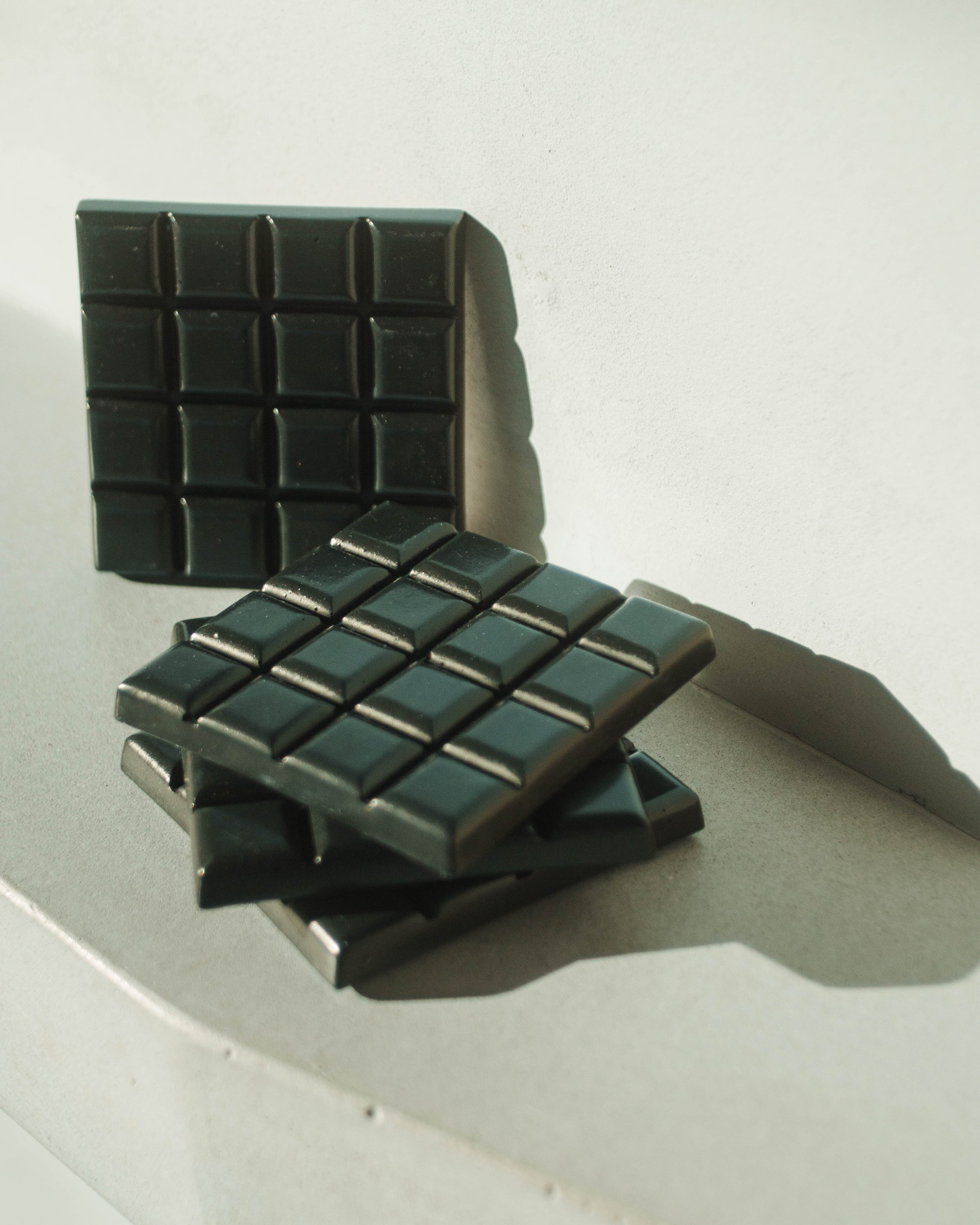 Fog Creek Chocolate Bar Coaster closeup of ceramic finish for the black color