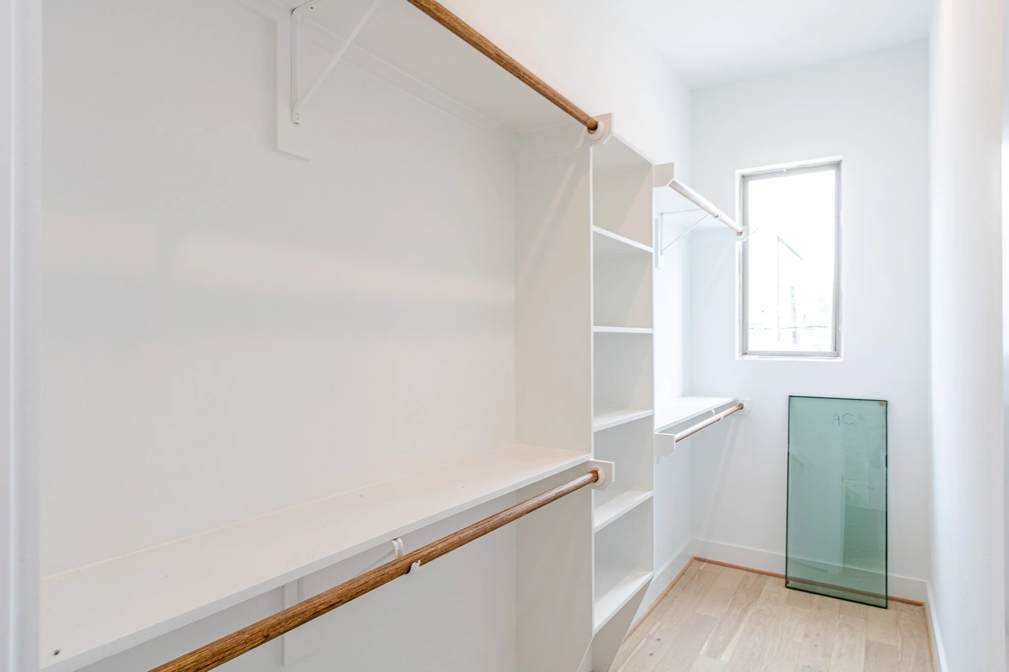 2610 Dennis (19).jpg