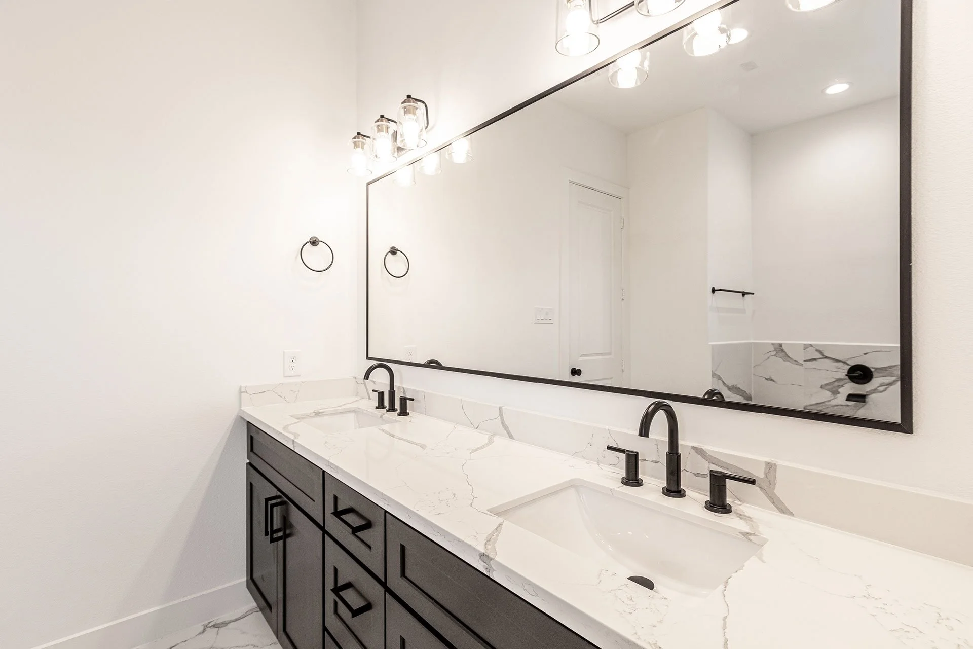 LangstonGrove_08012022-37.jpg