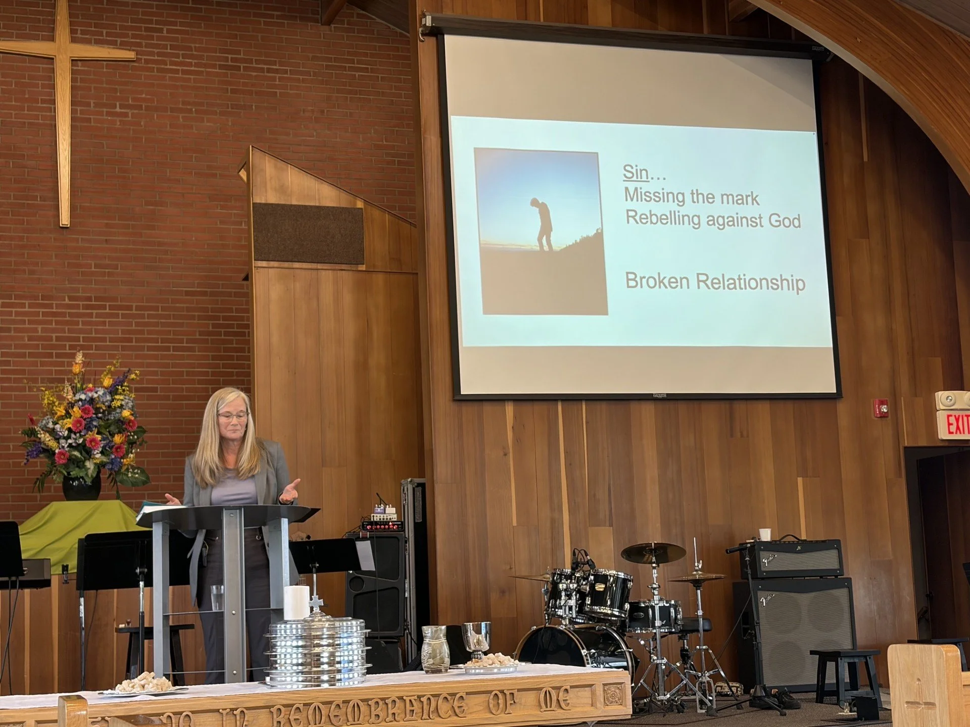  Carol Henders preaching at Laurier Heights Baptist Church, Edmonton 