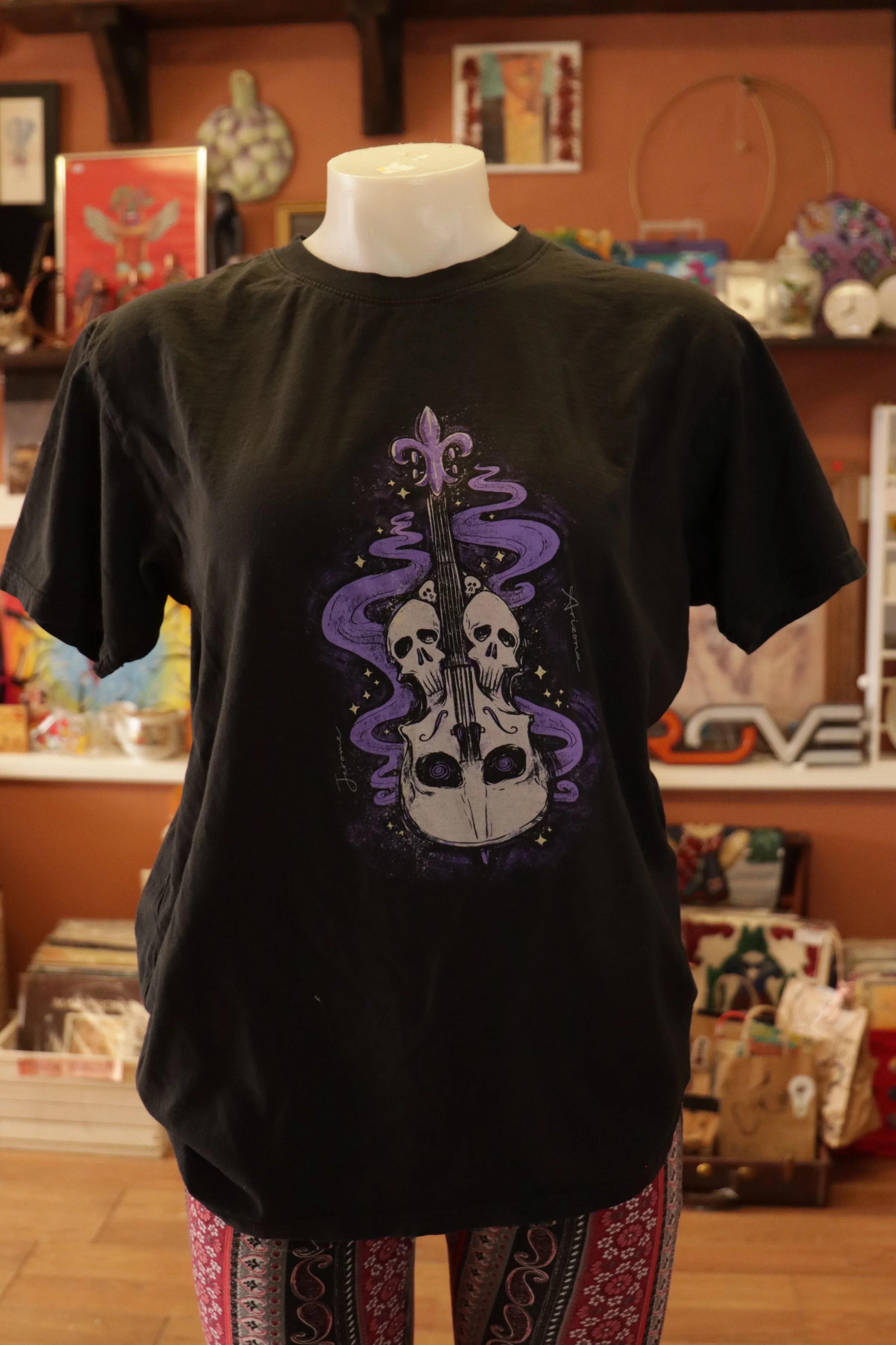 Skull Upright Bass Shirt (M)