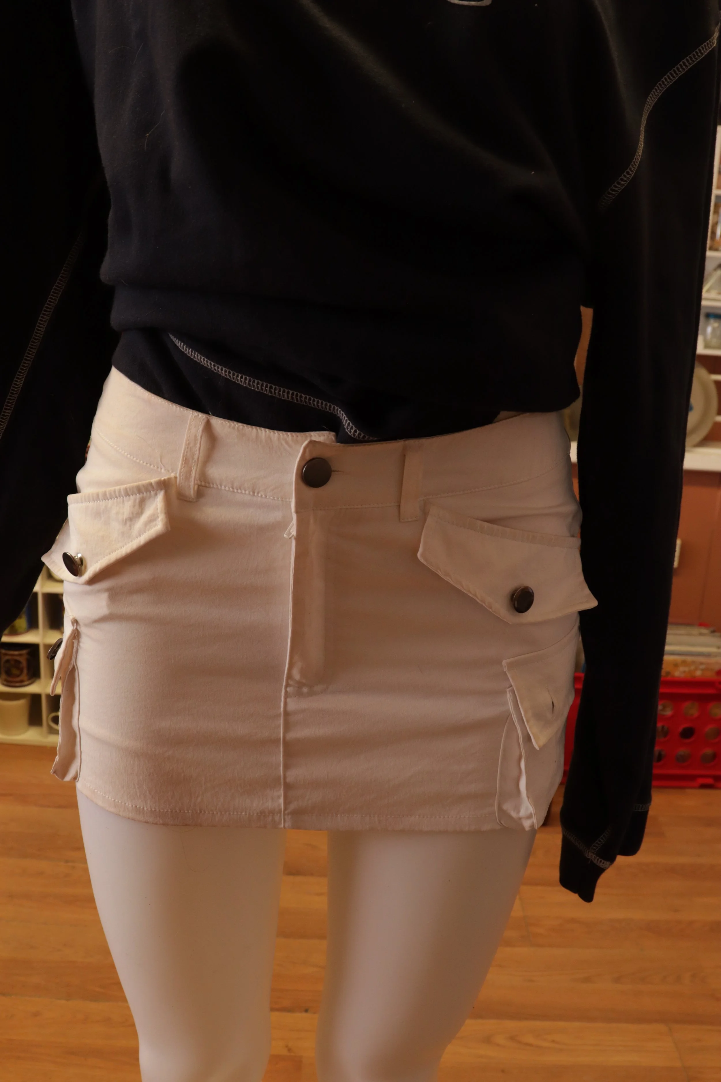 White Mini Skirt (not sized)