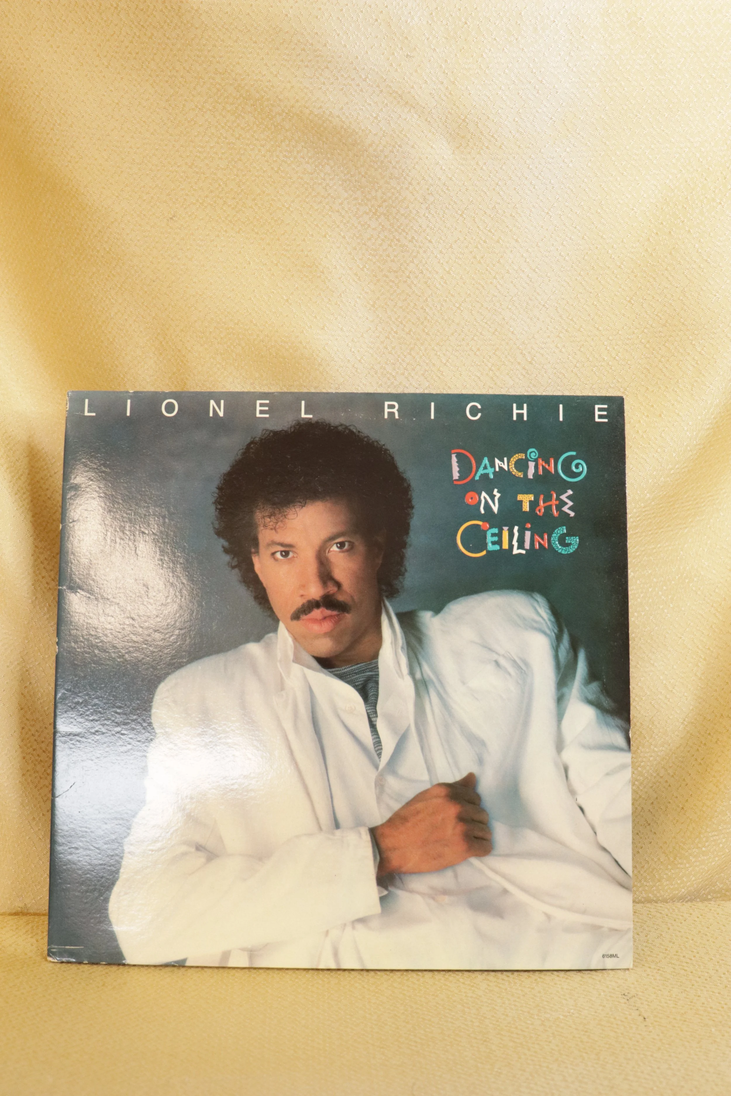 Lionel Richie Dancing on the Ceiling