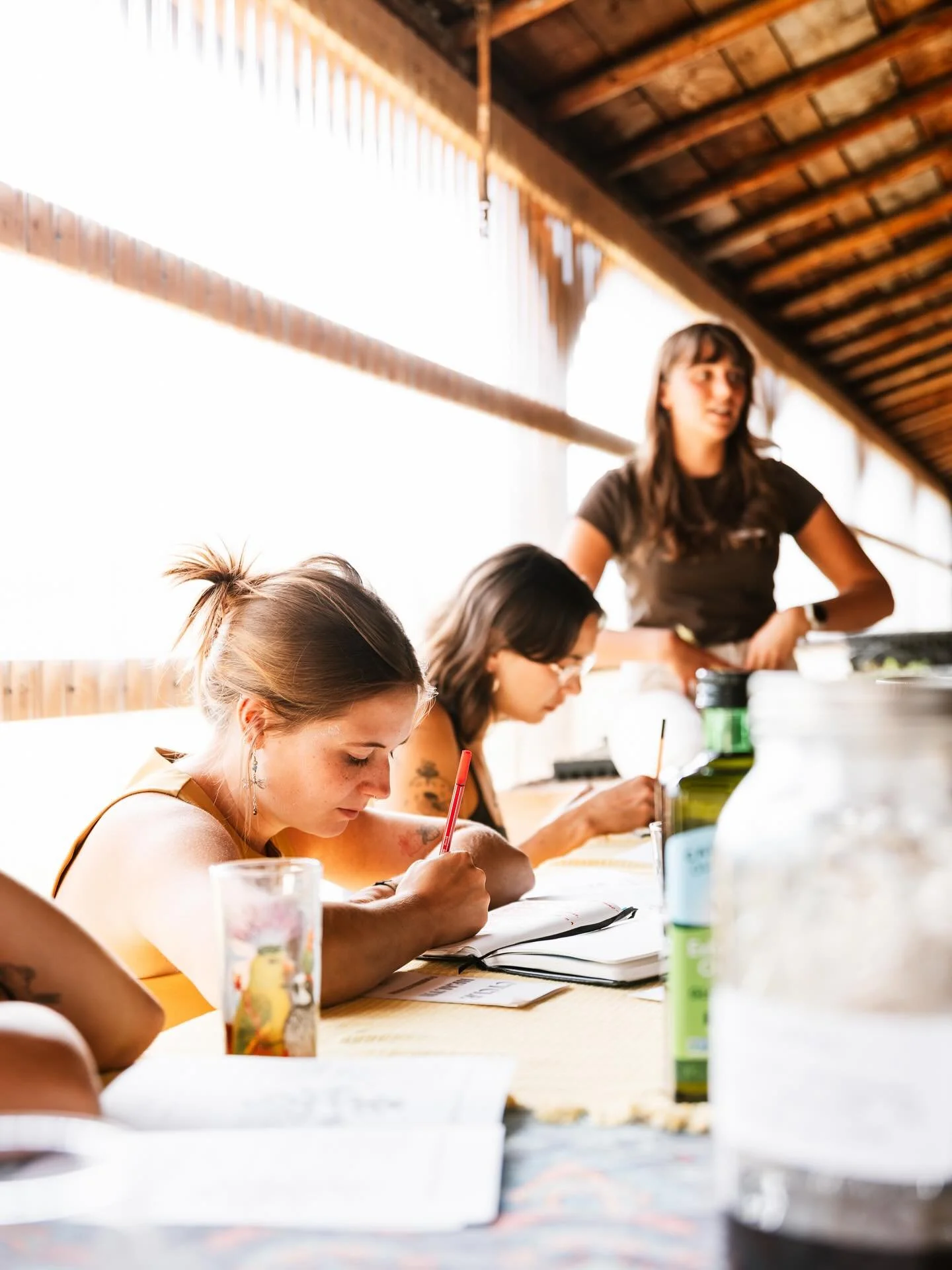 A month ago, @sophieheweyfae and I hosted Soil &amp; Cycles at the @olddaisyfarm where we got together to learn old &amp; new ways to support our cycles. 

When I began down this path of nutrition &amp; herbalism, I knew that I wanted community to be