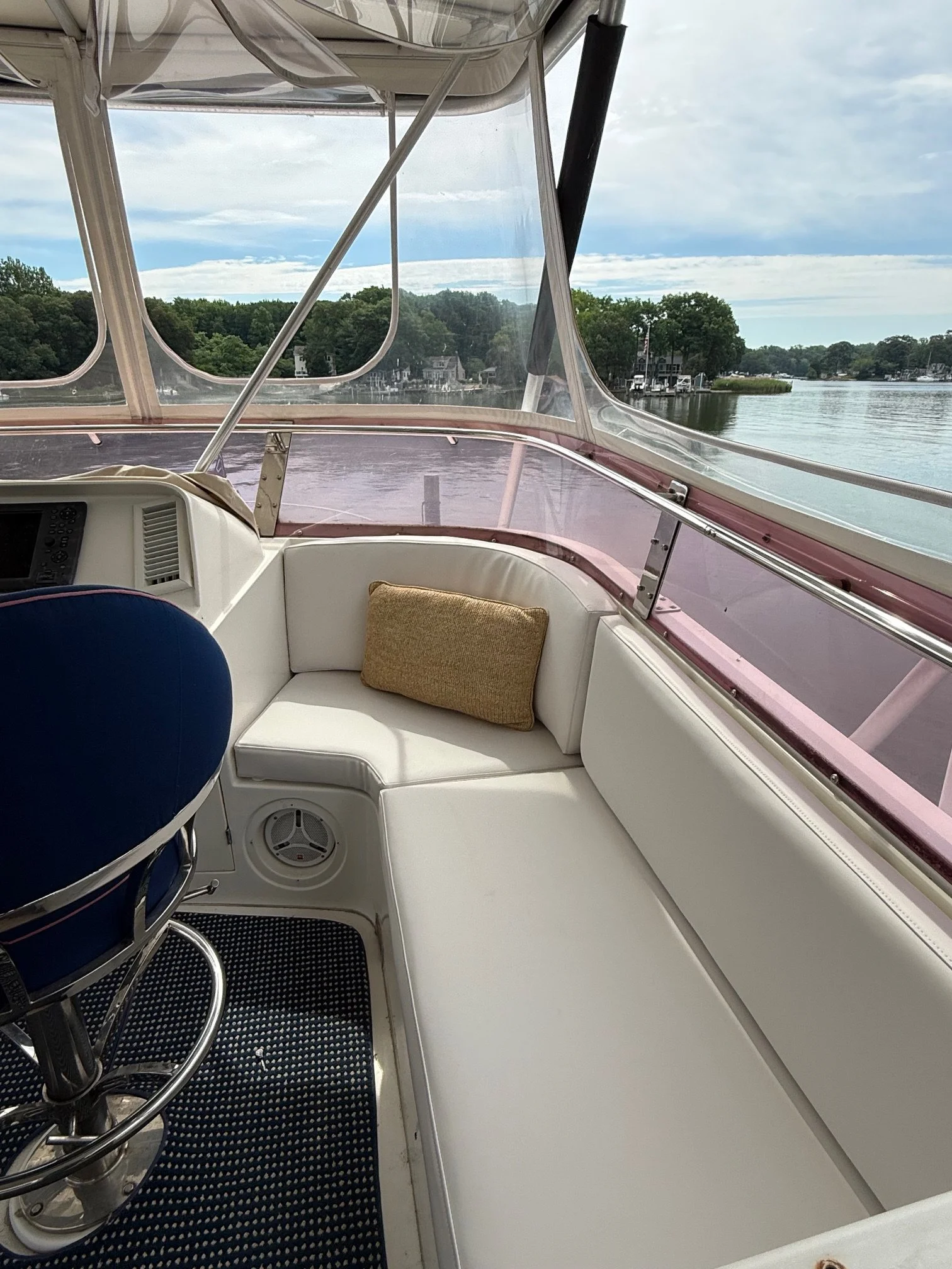 DEFIANT: New Flybridge Cushions