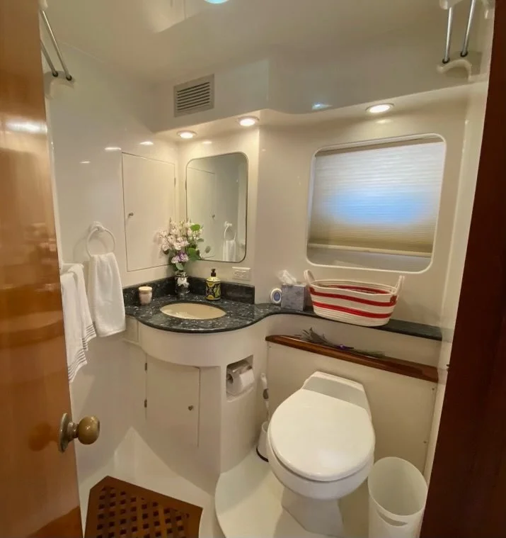 DEFIANT: Forward Head (Bathroom)