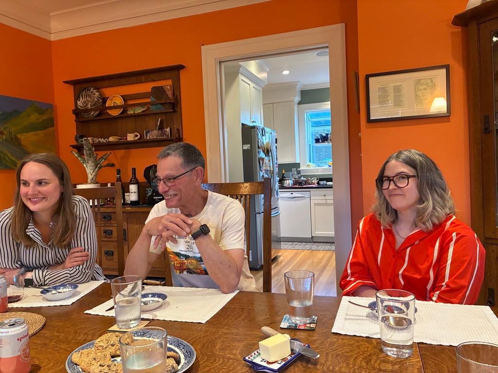 Jerry met up with the Knopps in Seattle June 5.