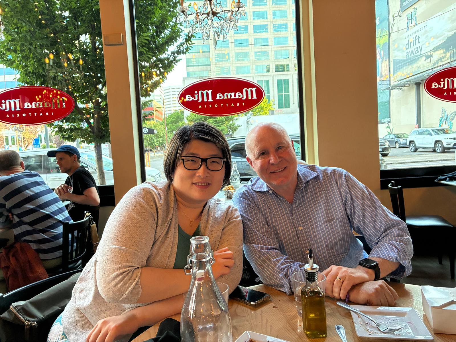 Jerry had a delicious dinner with oncologists & researchers Dr. Limin Zhu and Dr. Michael Heinrich of Oregon Health & Science University (OHSU) in Portland.