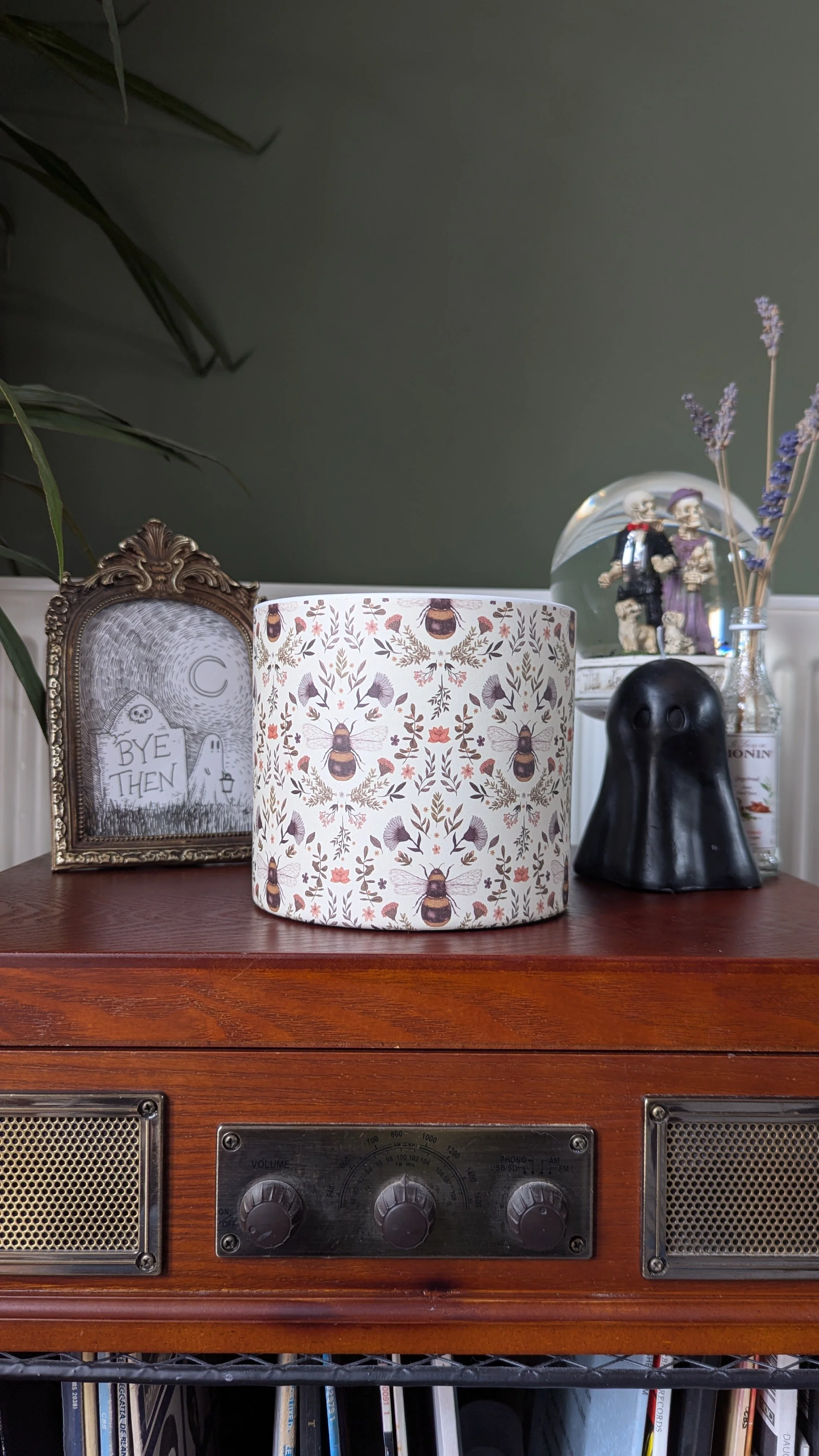 Botanical Bee Pot | 12cm Pot