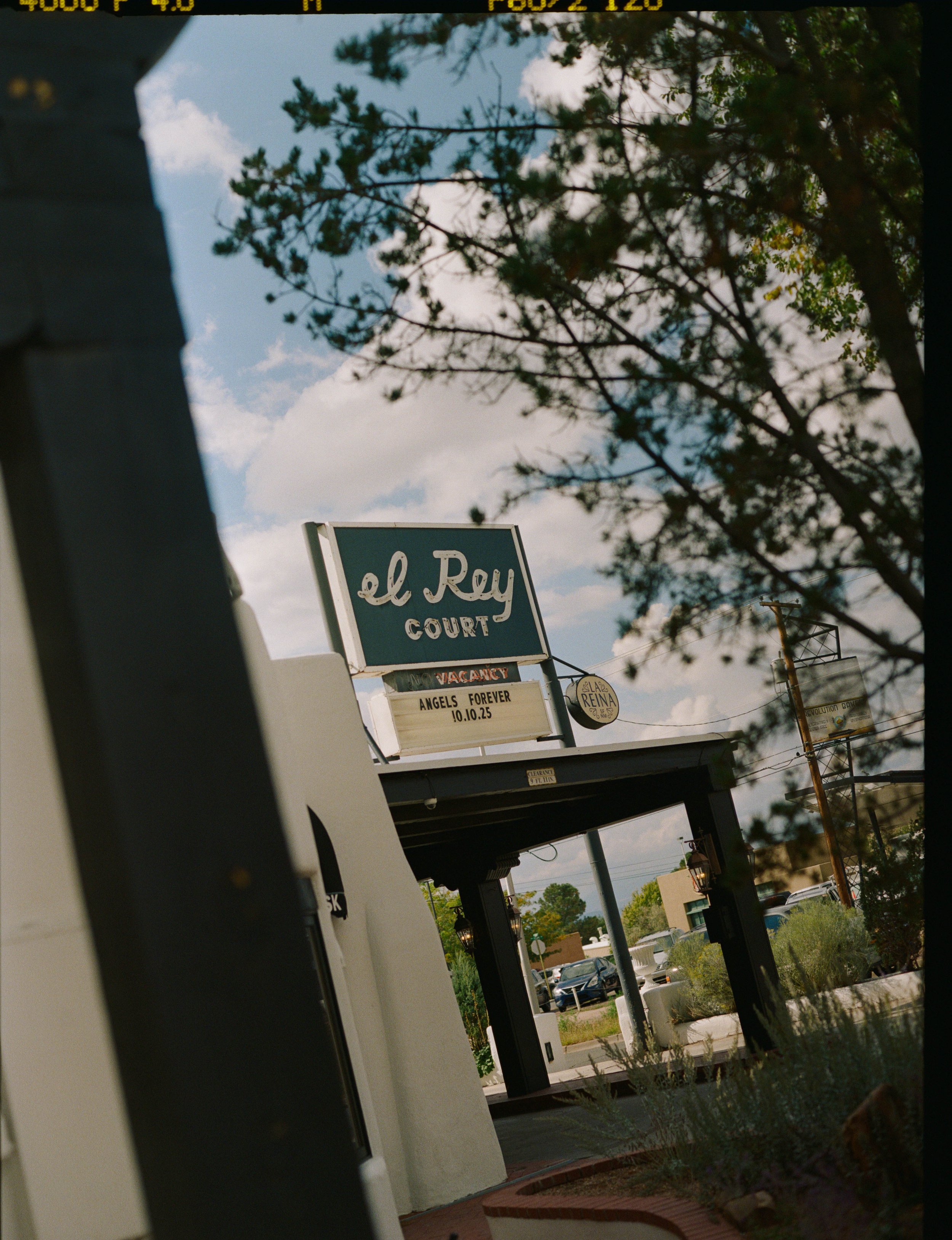 K&J_9850-09.jpg