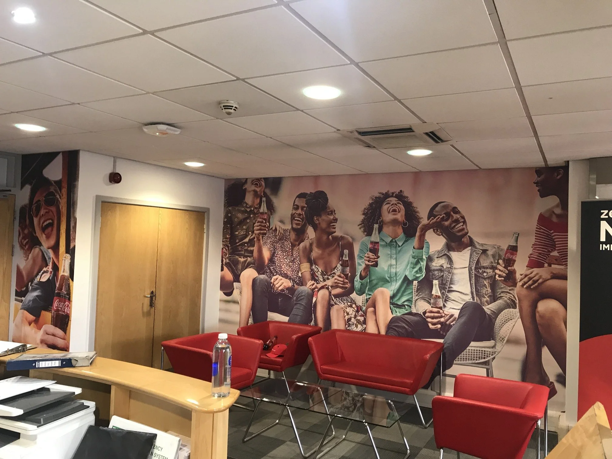 coca-cola-office-branding-london-21.jpg