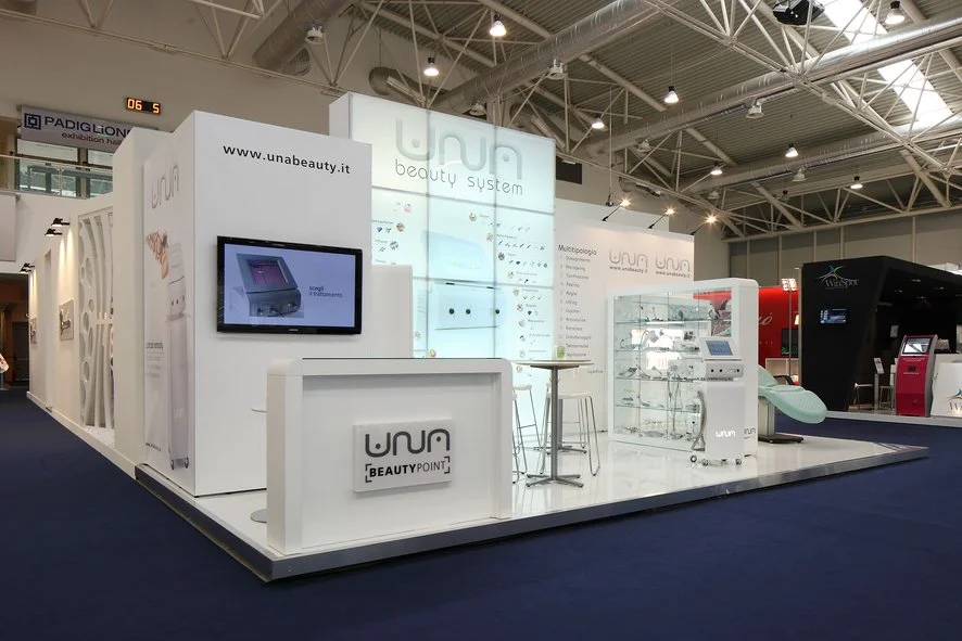 modular-exhibition-stand-light-box-italy.jpg