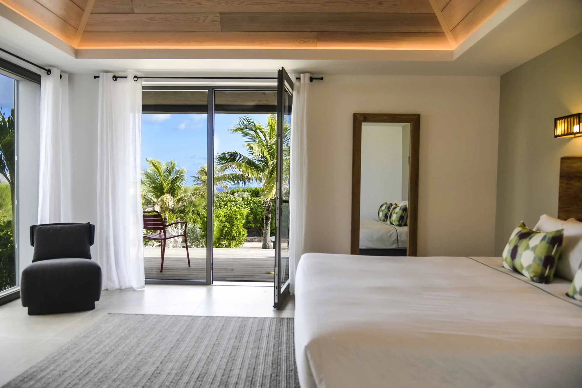 Bedroom suite