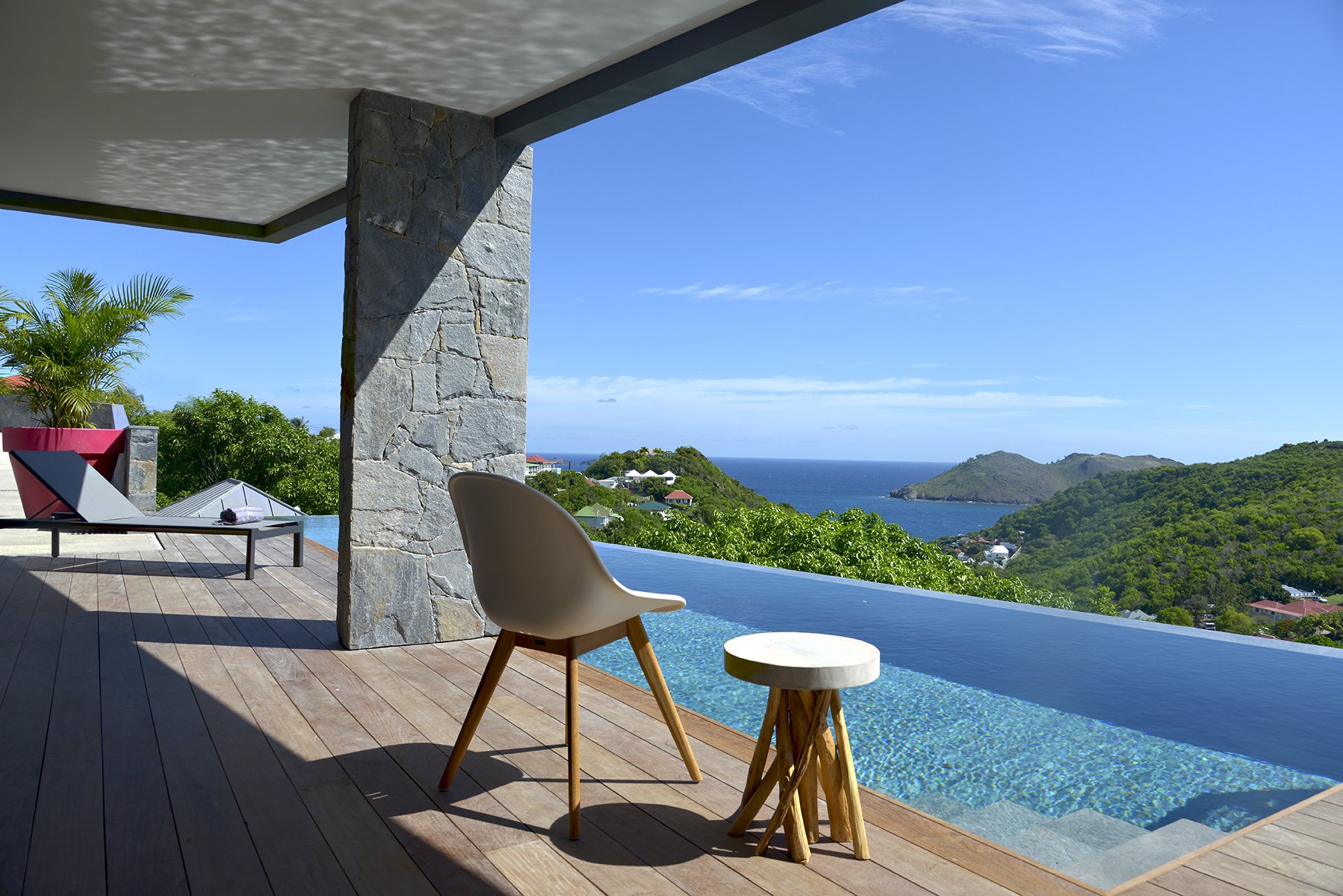 SEA VIEW DECO.jpg