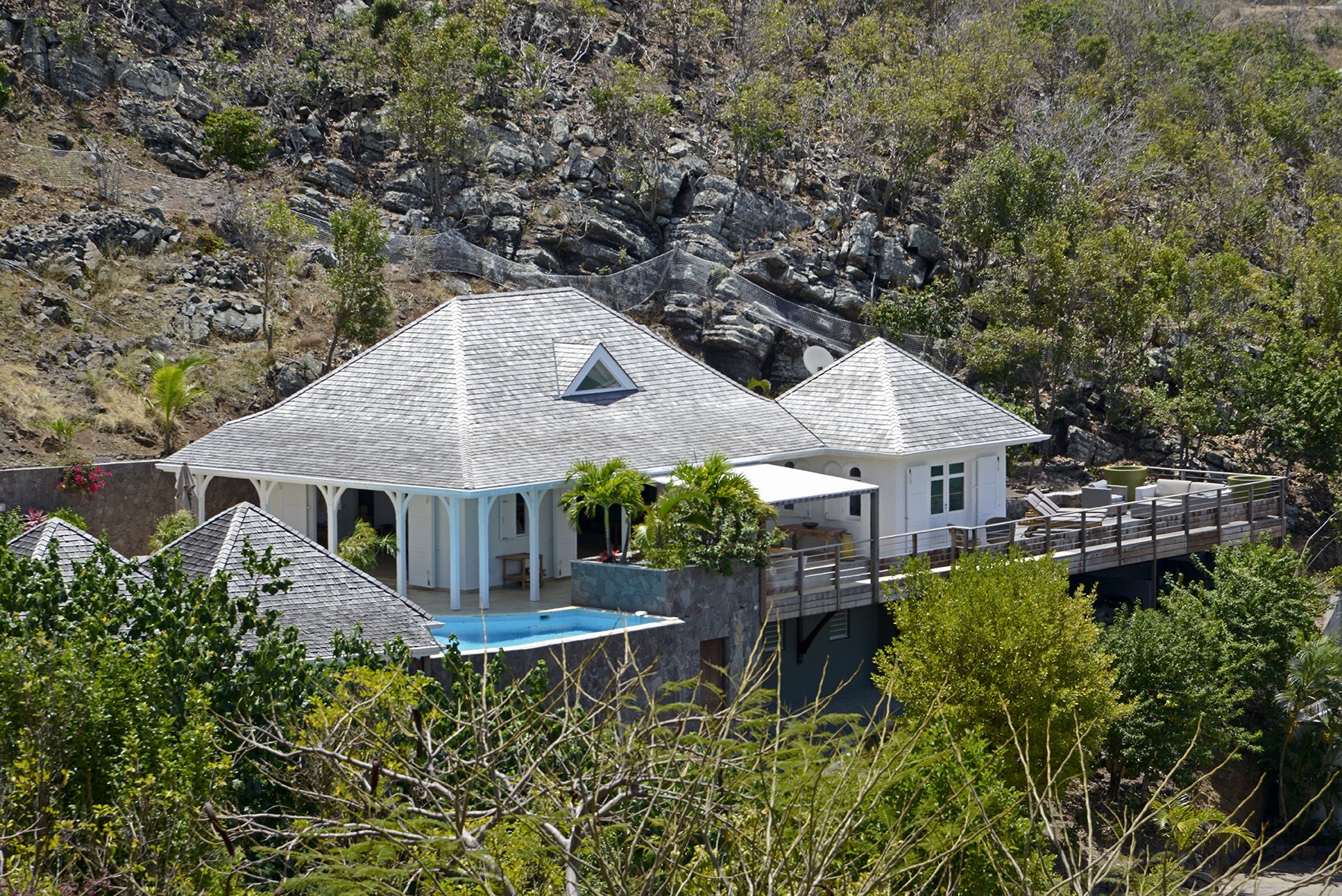 LAGON JAUNE HOUSE NET.jpg