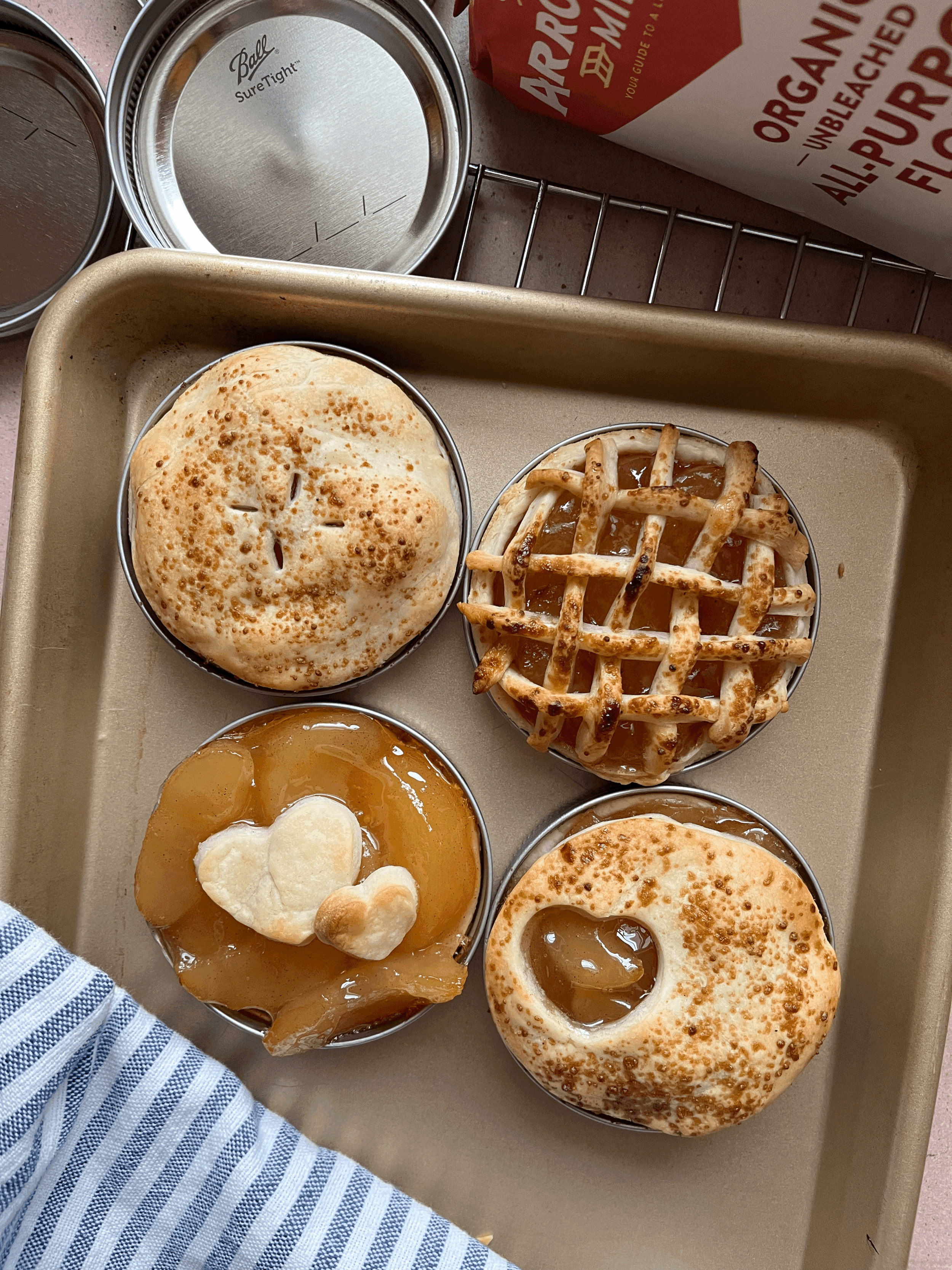 Mini Apple Pies