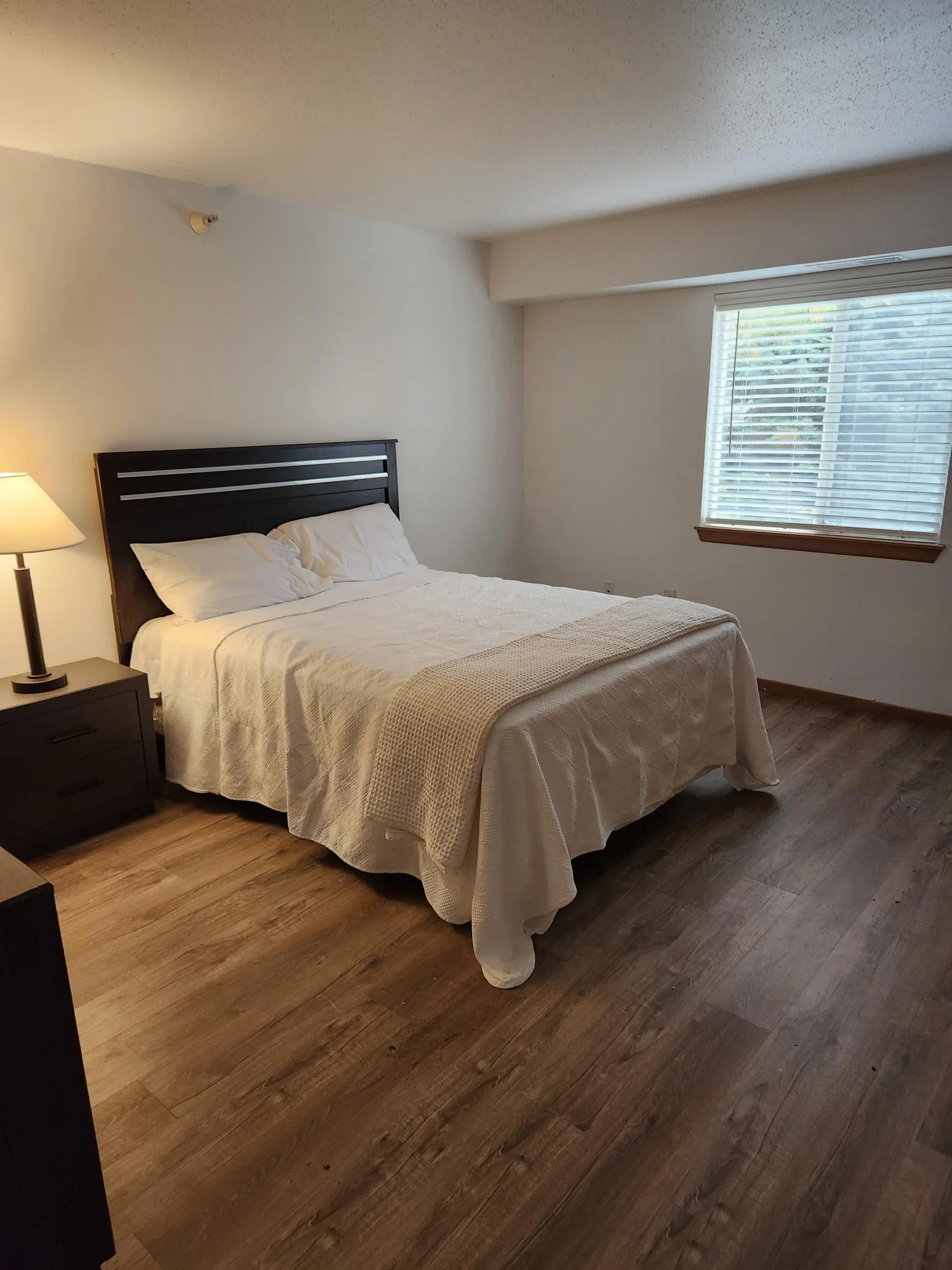 bedroom.jpg