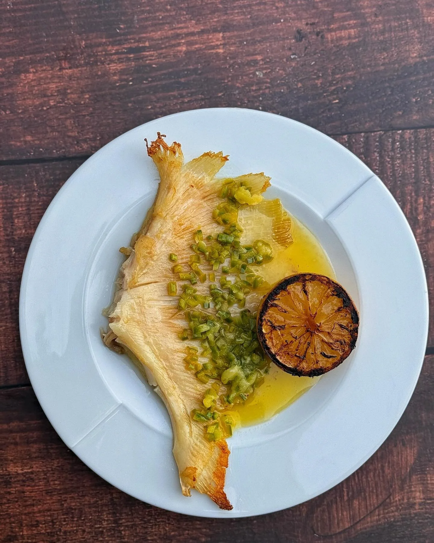 Keeping it deliciously simple with this ray wing &amp; jalape&ntilde;o butter! 👌🏼