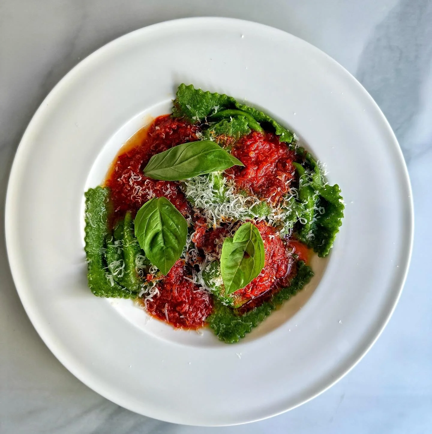 We love a good pasta dish! 🍝 This spinach ravioli, stuffed with whipped feta and lemon zest and finished with Nduja will leave you feeling very happy indeed 😃