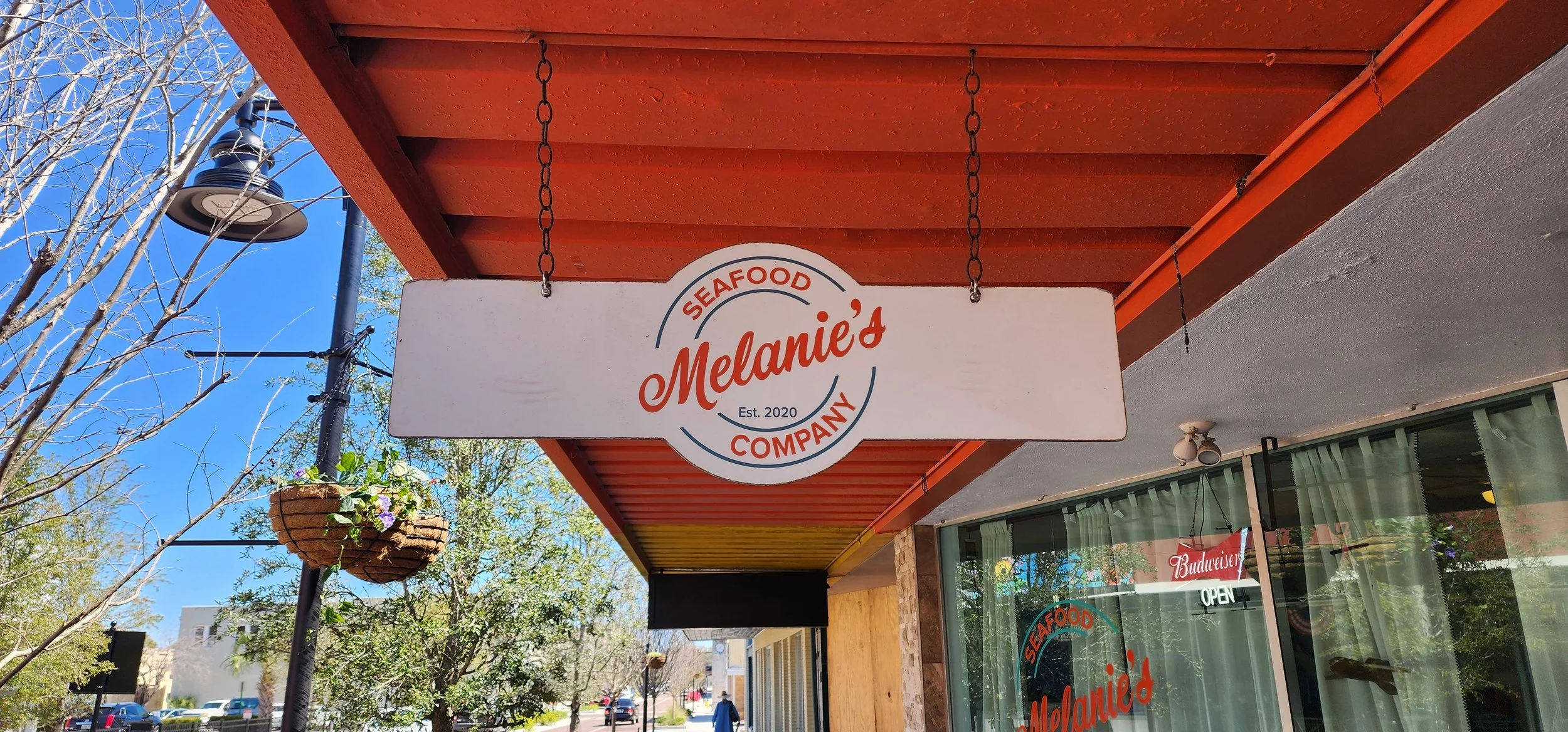 Lake Wales Downtown News Mayor Hilligoss Jack Curtis Gibson DOGE Trump campaign politics news excitement thymes Sheriff Grady Judd melanie's seafood company