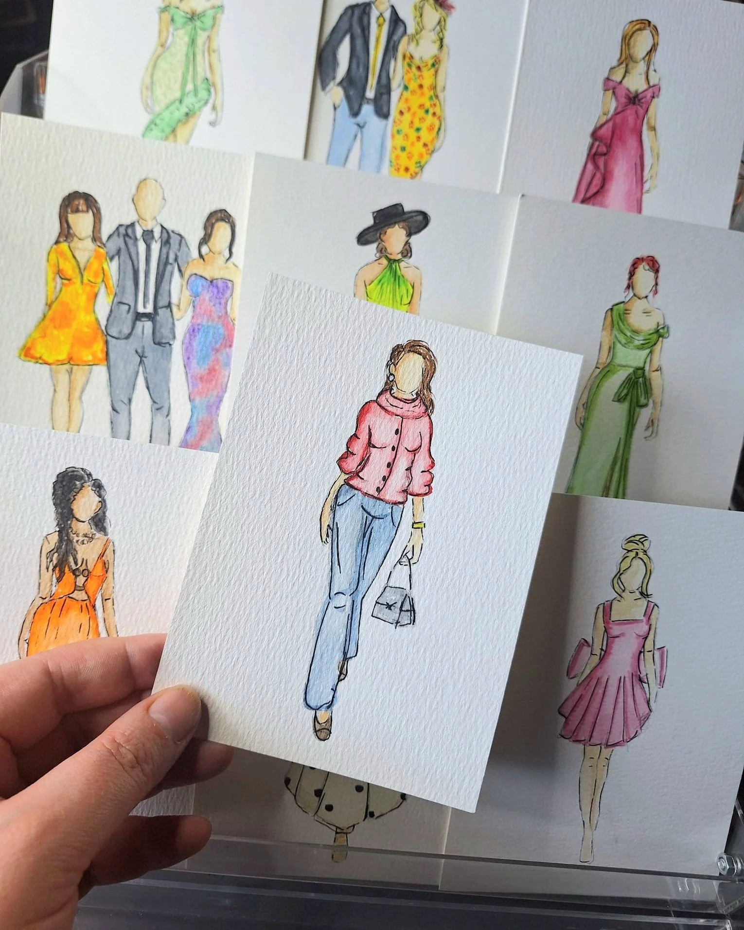 Pretty in pink 💕🌸

Which one is your favourite look? Comment below 🫶✨

#liveillustrator #weddingfavours #weddingillustrator #pinkoutfit #fashion