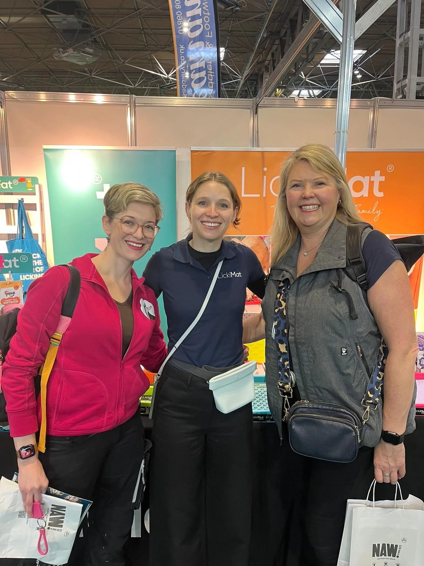 @crufts great day 1. Got to see so many fabulous  people and dogs.