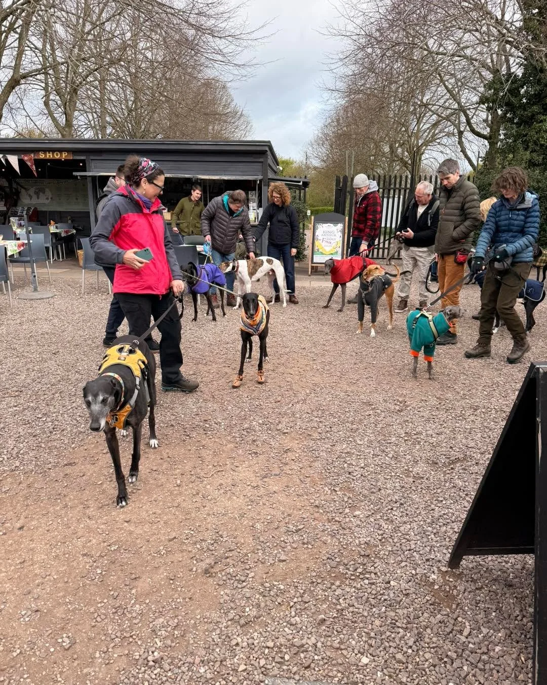Lovely morning @castlebromwichhallgardens we got round before the big shower hit. Thanks to everyone who came along it was fab to see you all. Thanks to the team for opening up early and looking after us.
