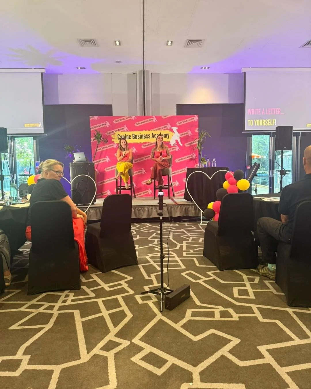 Two fabulous days of air conditioning&hellip; and that wasn&rsquo;t even the highlight!

A huge thank you to Vicky and Jo from @canine.business.academy for putting on such a brilliant event, and to Natalie from @allthatjazz_dogtraining for inviting m