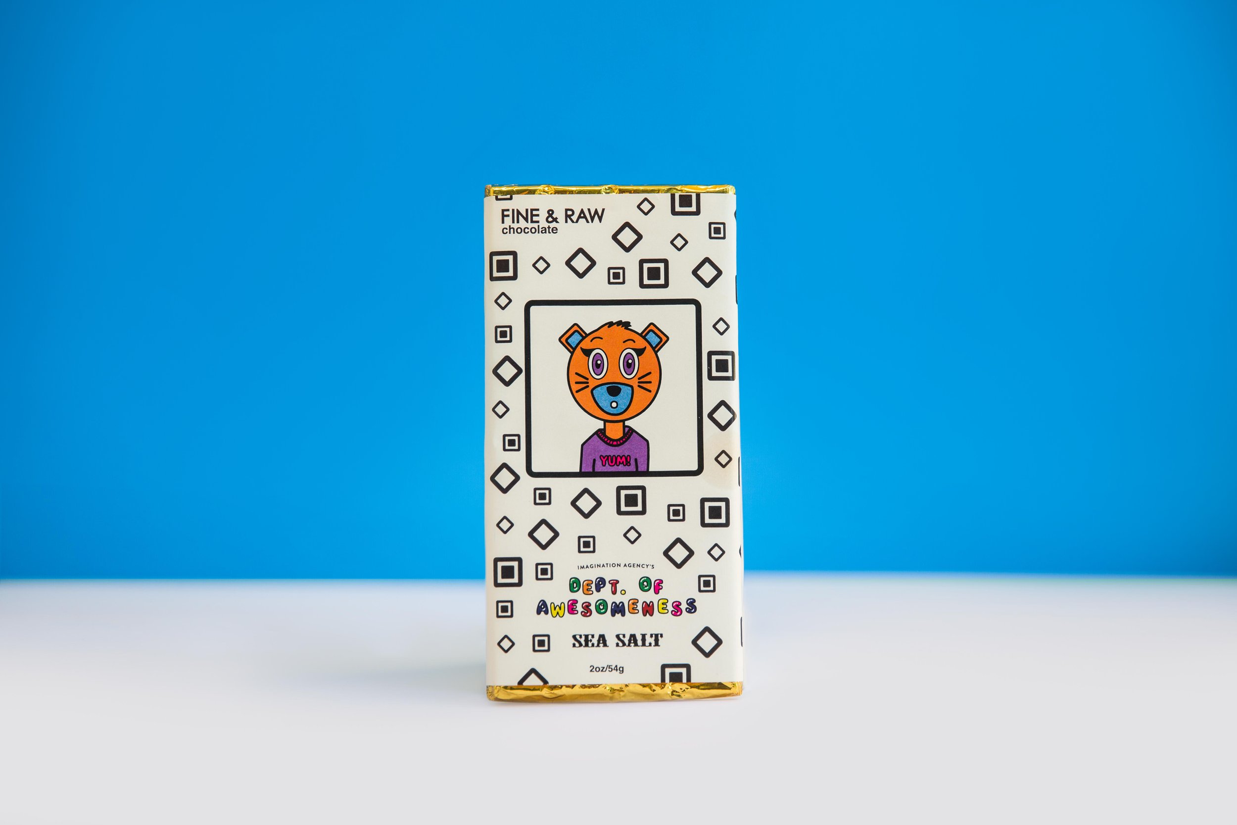 MR. TOMONOSHi! Sea Salt Chocolate Bar