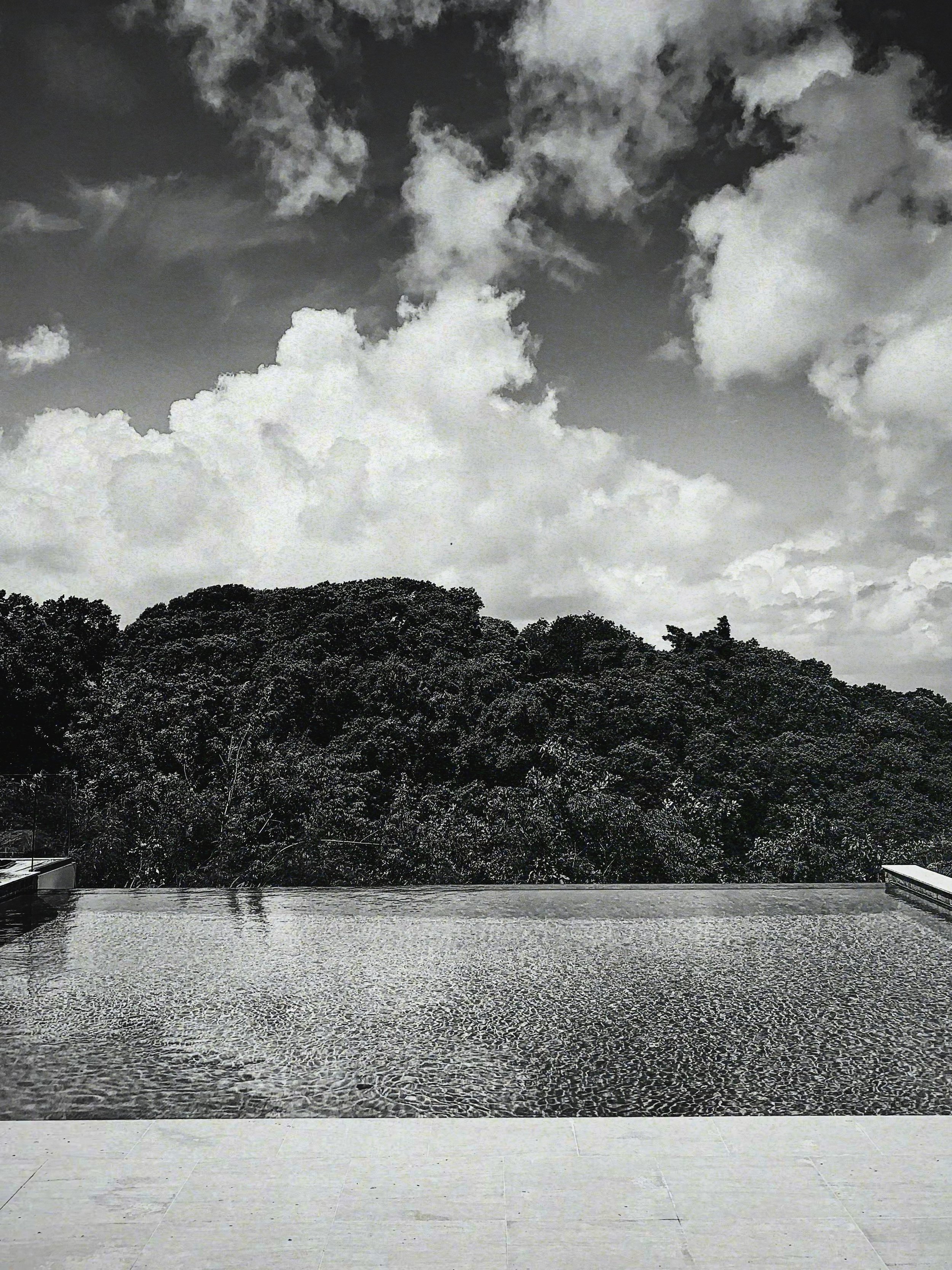 MR. TOMONOSHi! Photography: Barbados