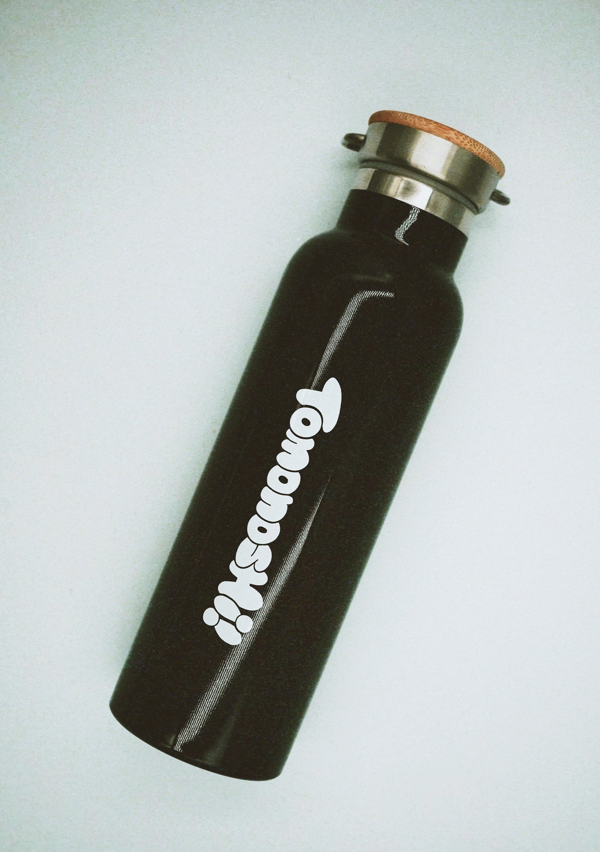TOMONOSHi! 21 oz Water Bottle