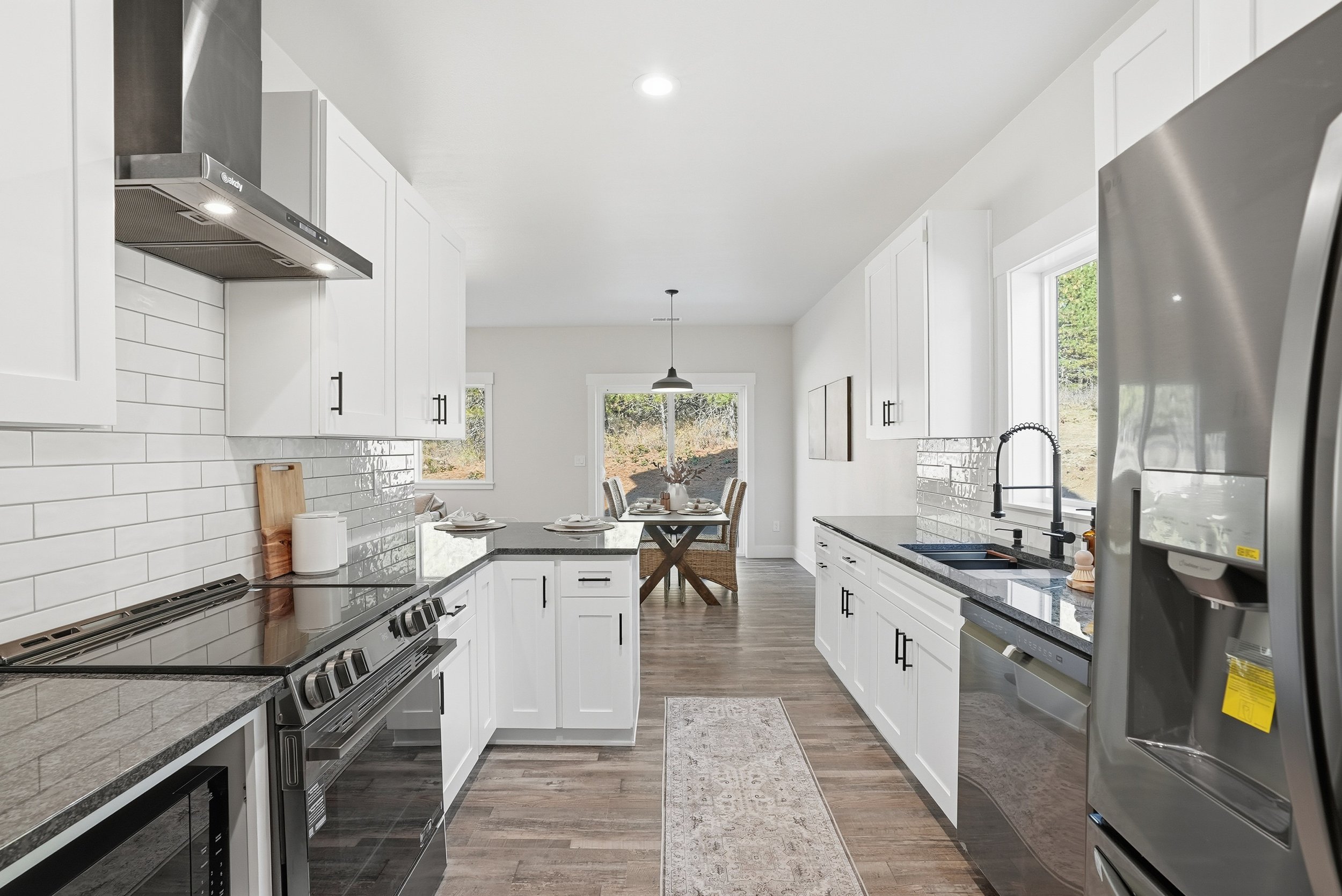 Inside-Spokane- Darknell-17.JPG