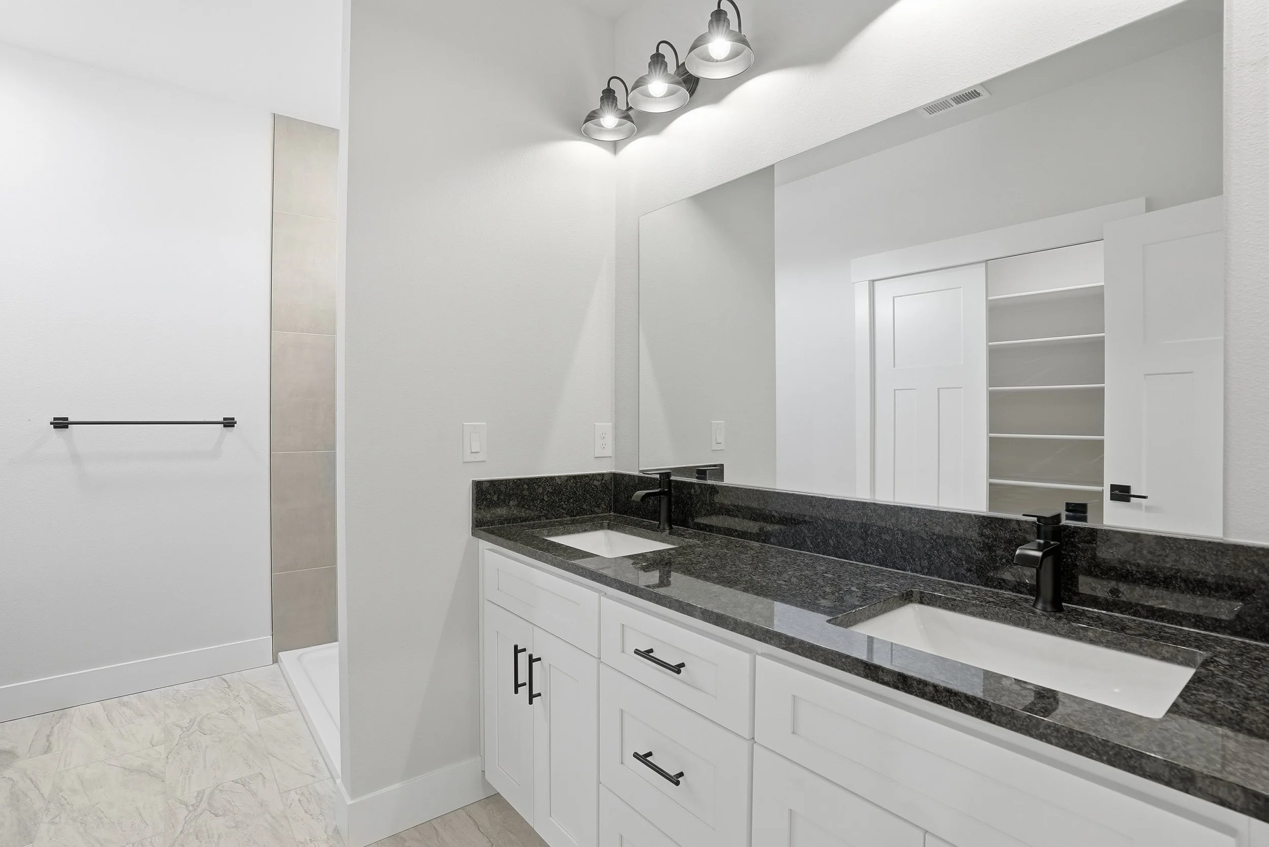 Inside-Spokane- Darknell-21.JPG