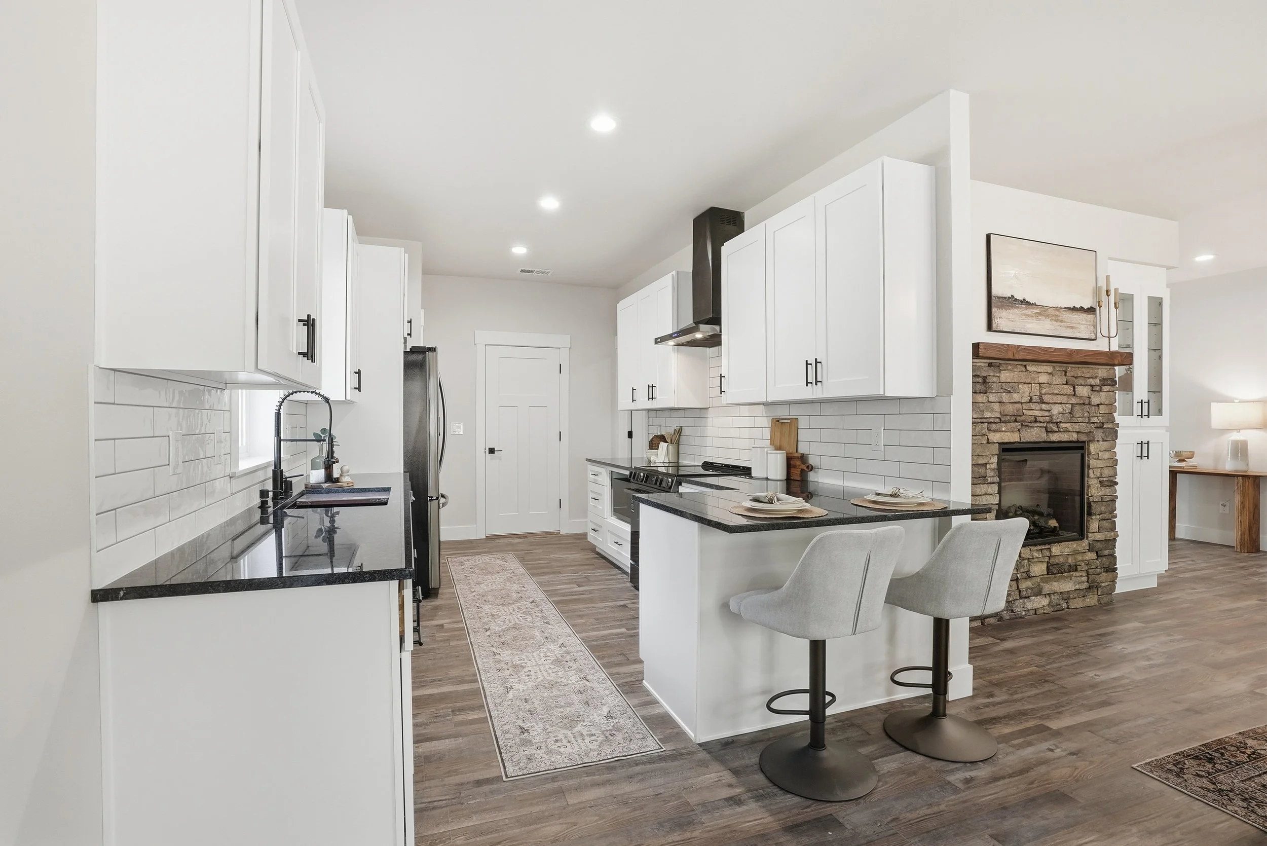 Inside-Spokane- Darknell-13.JPG