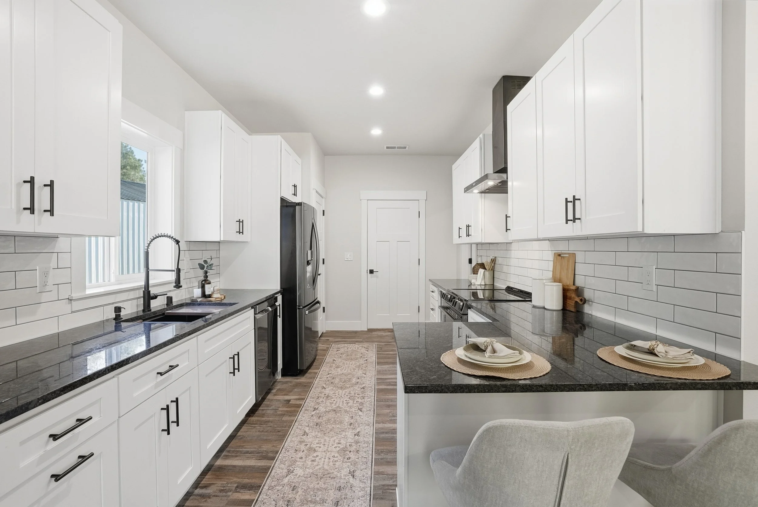 Inside-Spokane- Darknell-14.JPG