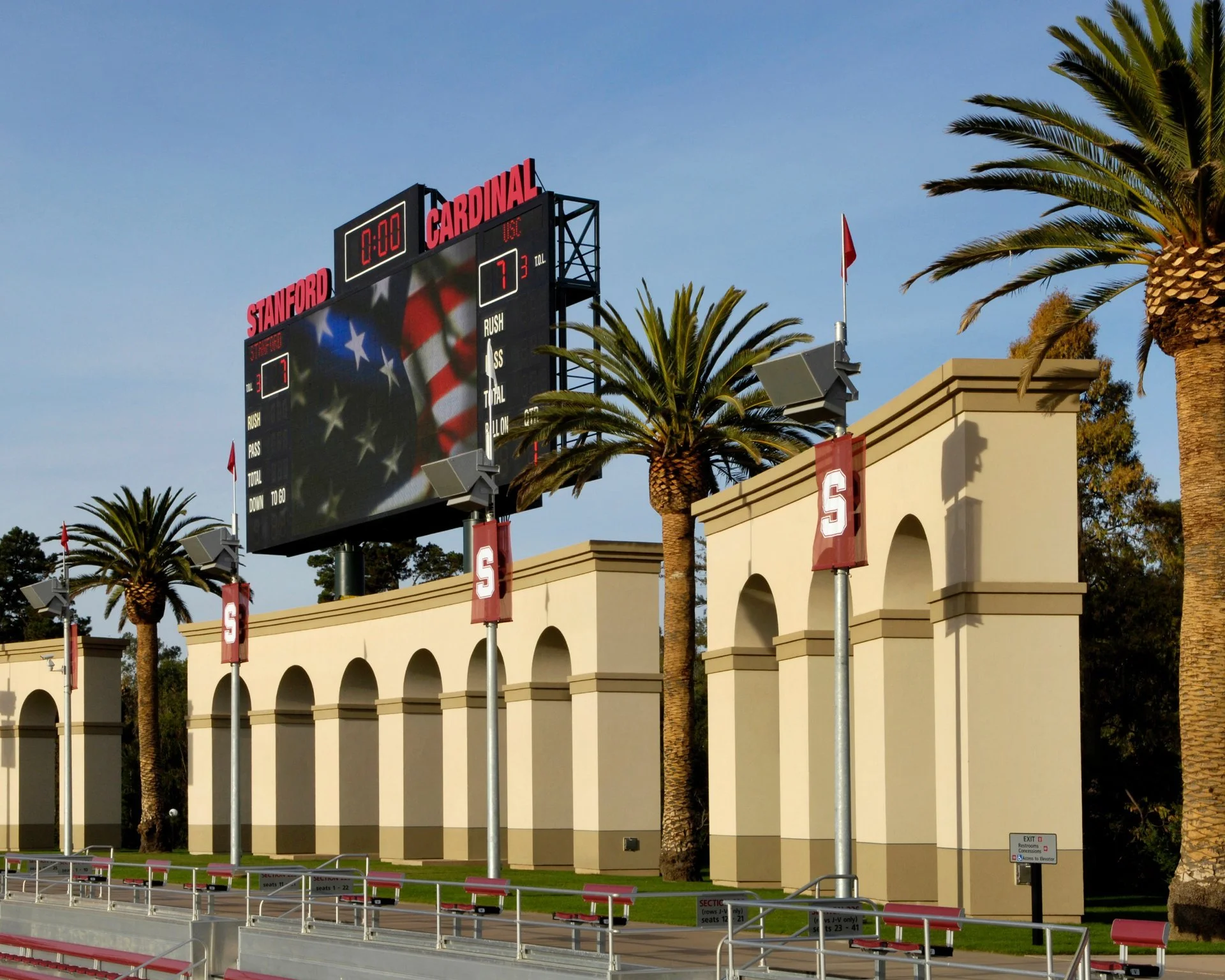 VBI_Athletics_StanfordFootballStadium_Exterior01.jpeg