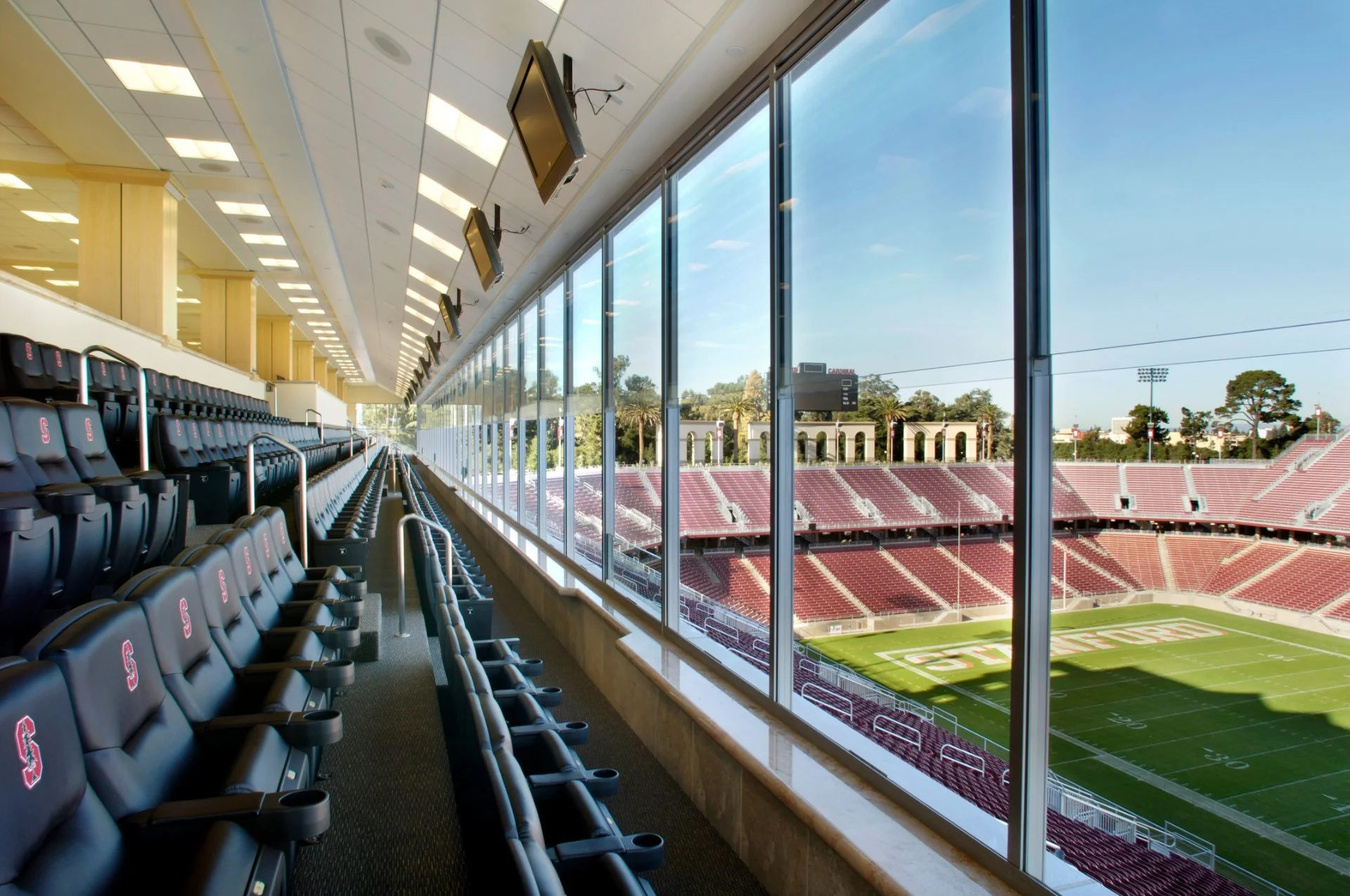 VBI_Athletics_StanfordFootballStadium_Exterior03.jpeg