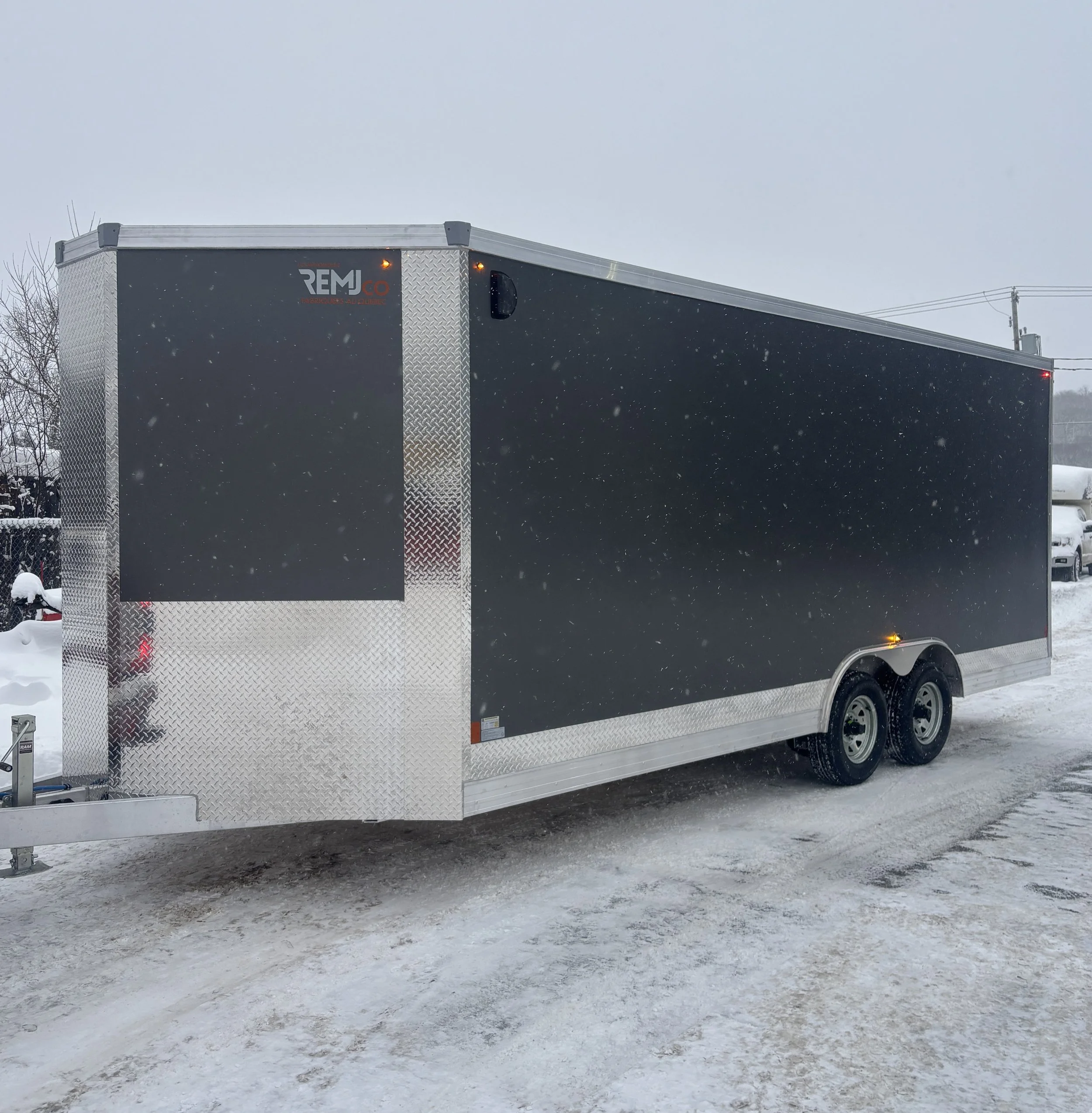 Remorque fermée 8.5 x 16'